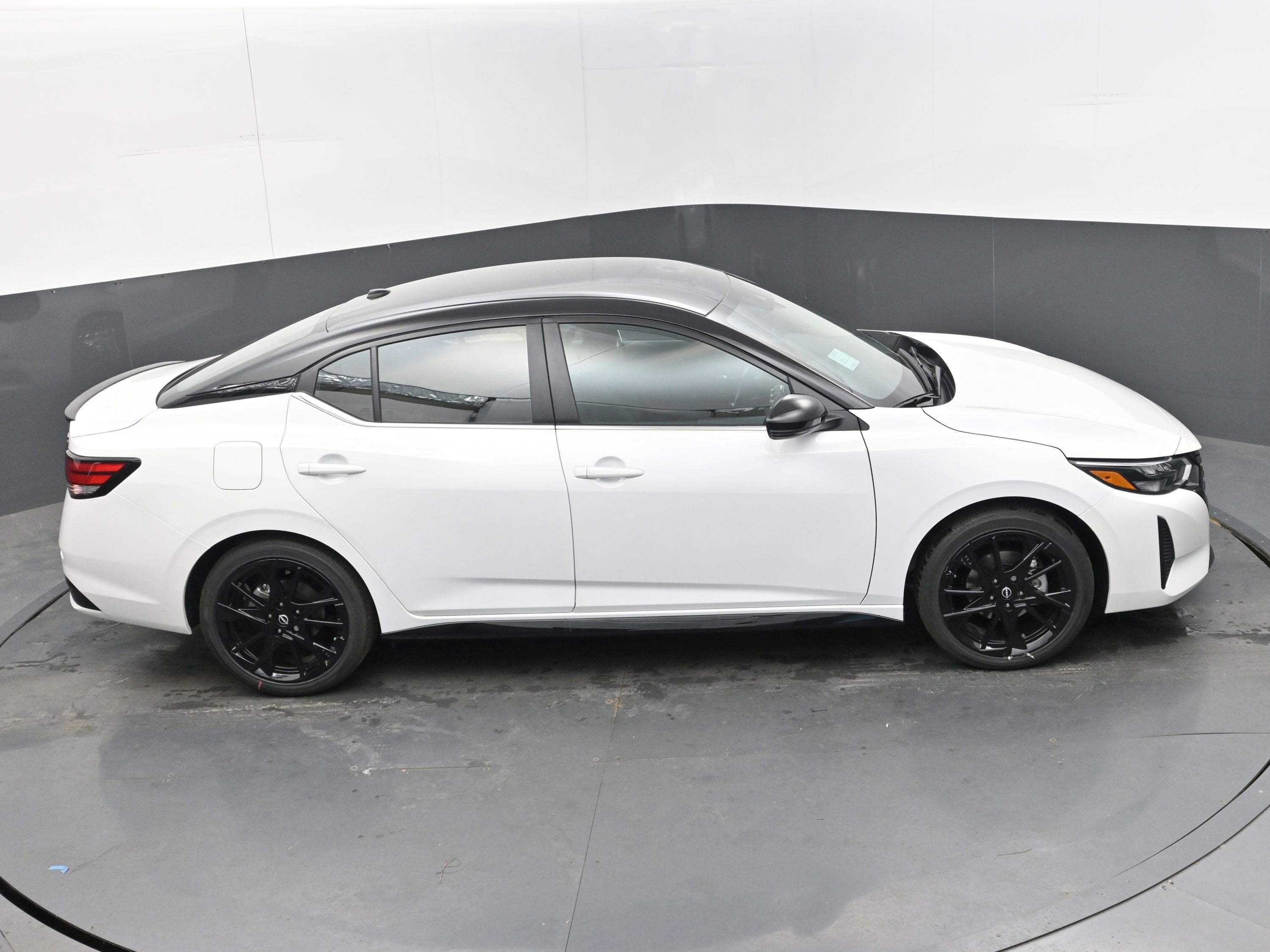 2025 Nissan SENTRA SR MIDNIGHT