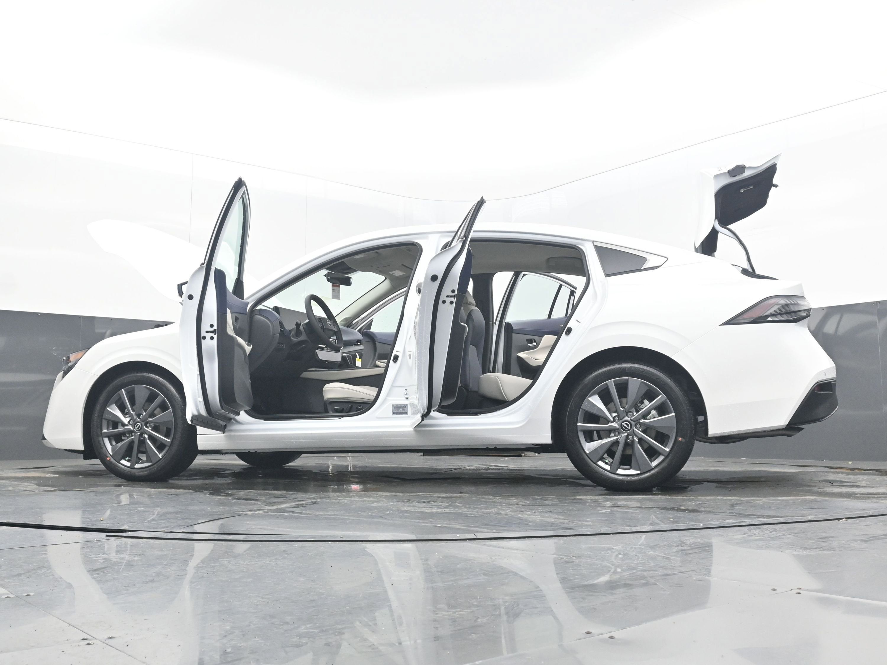 2026 Nissan SENTRA SL