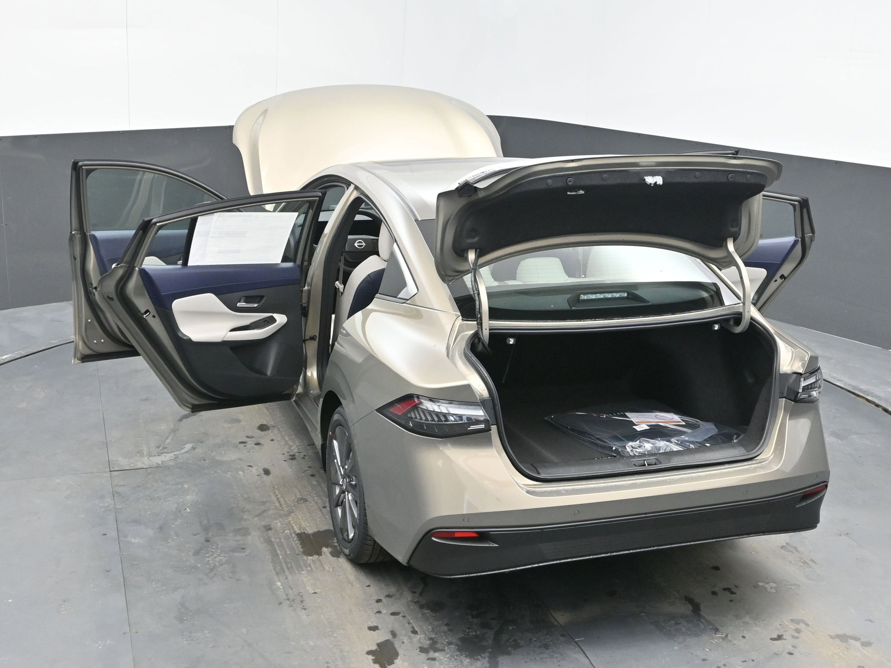 2026 Nissan SENTRA SL