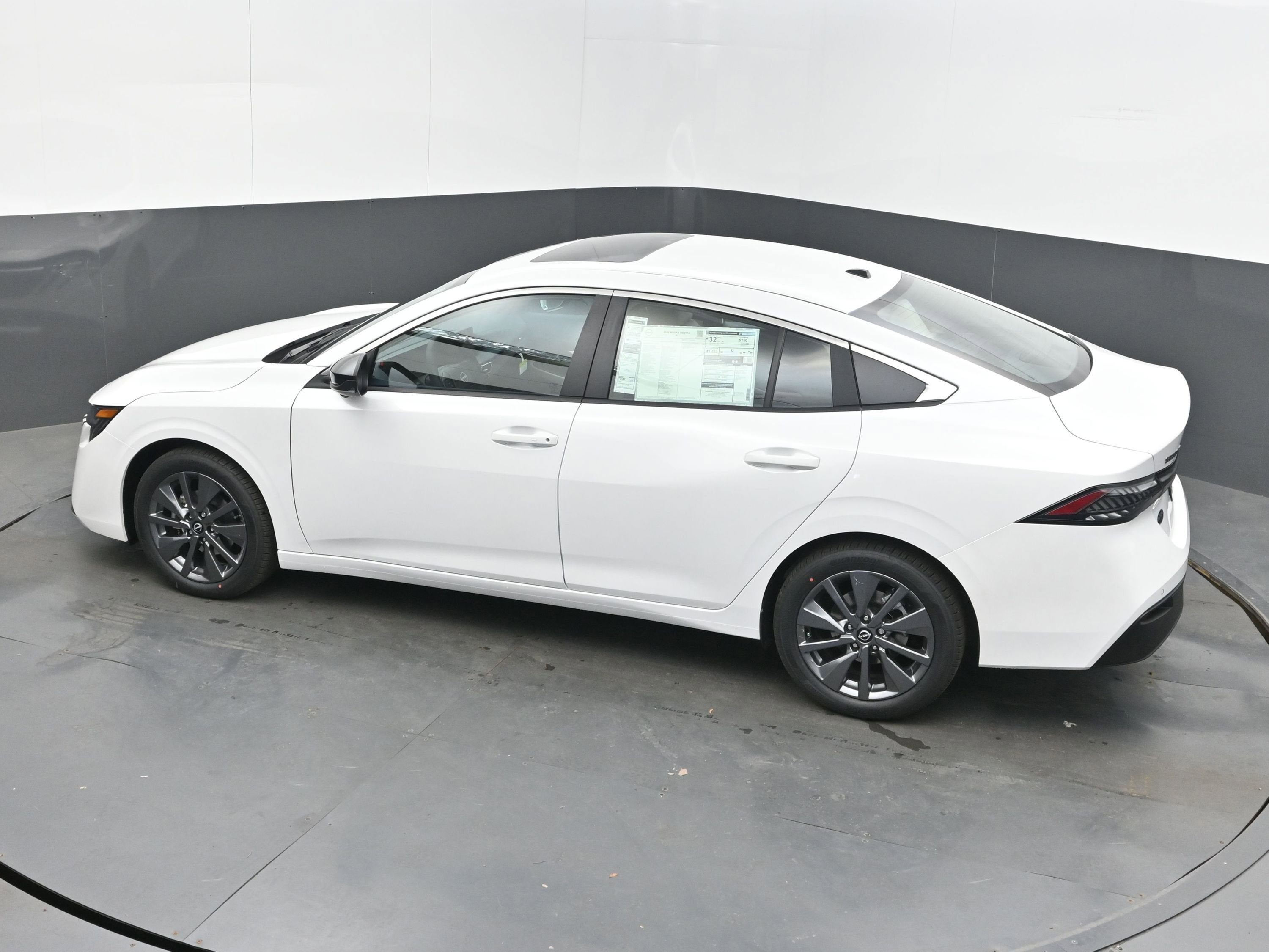 2026 Nissan SENTRA SL