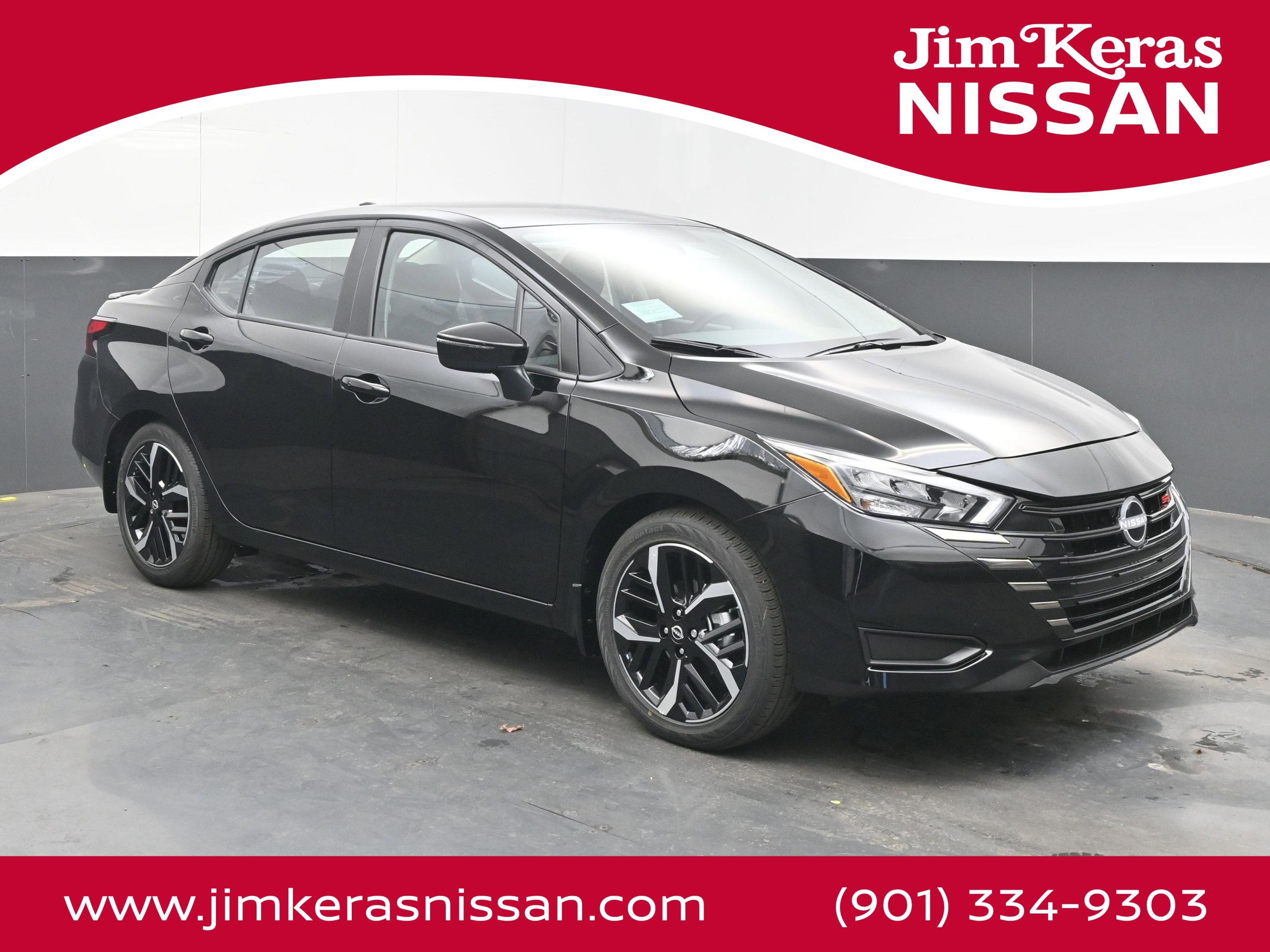 2025 Nissan VERSA SR