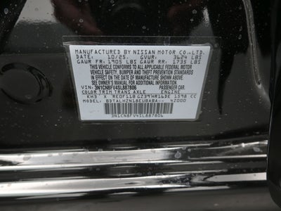 2025 Nissan VERSA SR