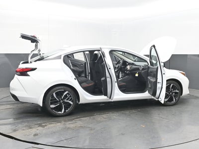 2025 Nissan VERSA SR