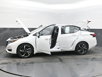 2025 Nissan Versa SR