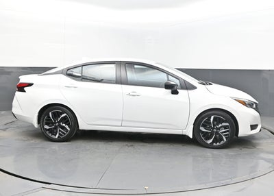 2025 Nissan Versa SR