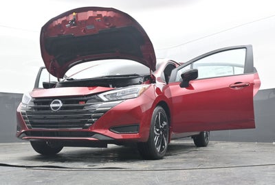 2025 Nissan VERSA SR