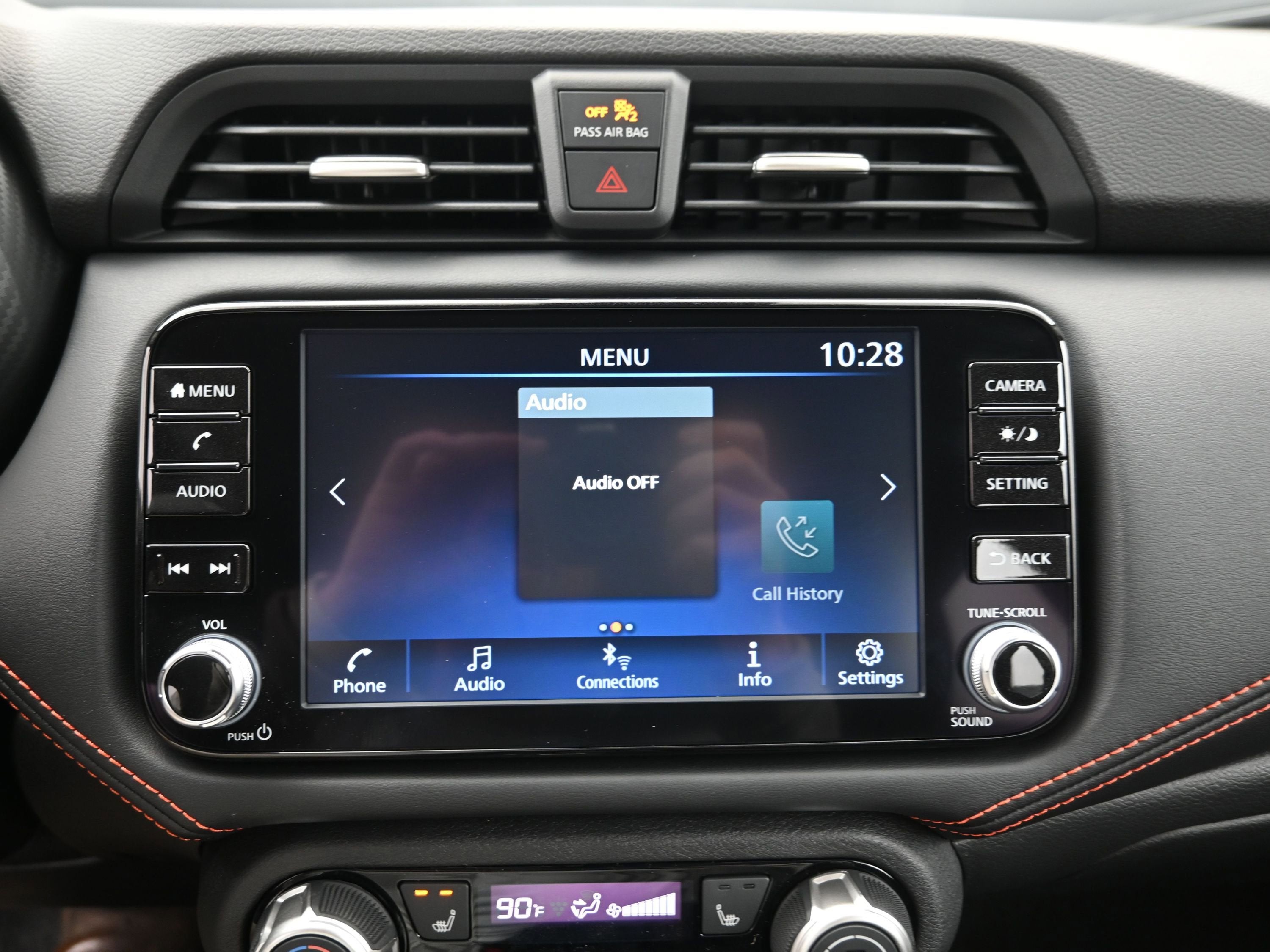 2025 Nissan VERSA SR