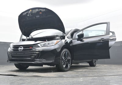 2025 Nissan VERSA SR