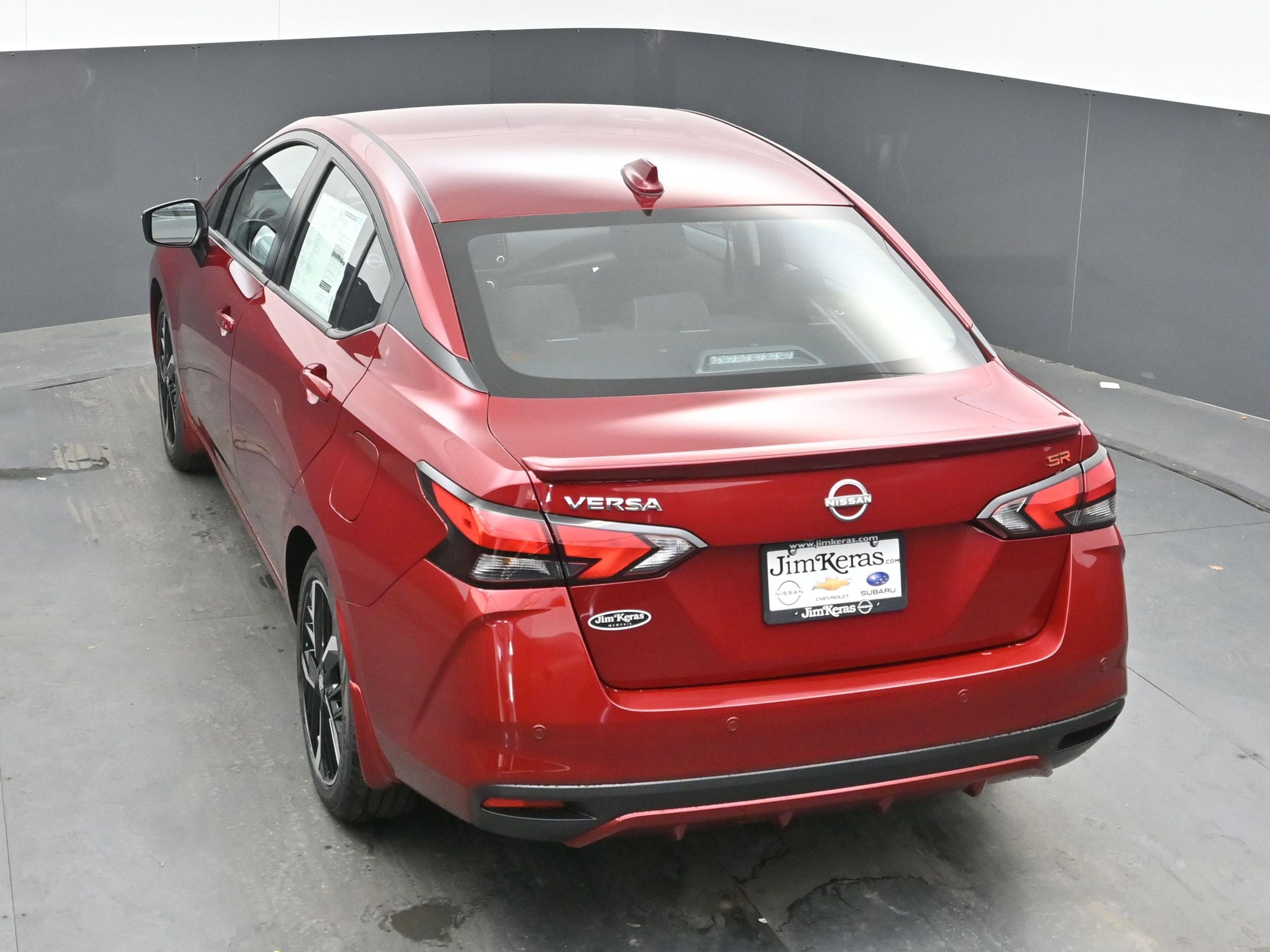 2025 Nissan VERSA SR