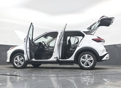 2021 Nissan Kicks S