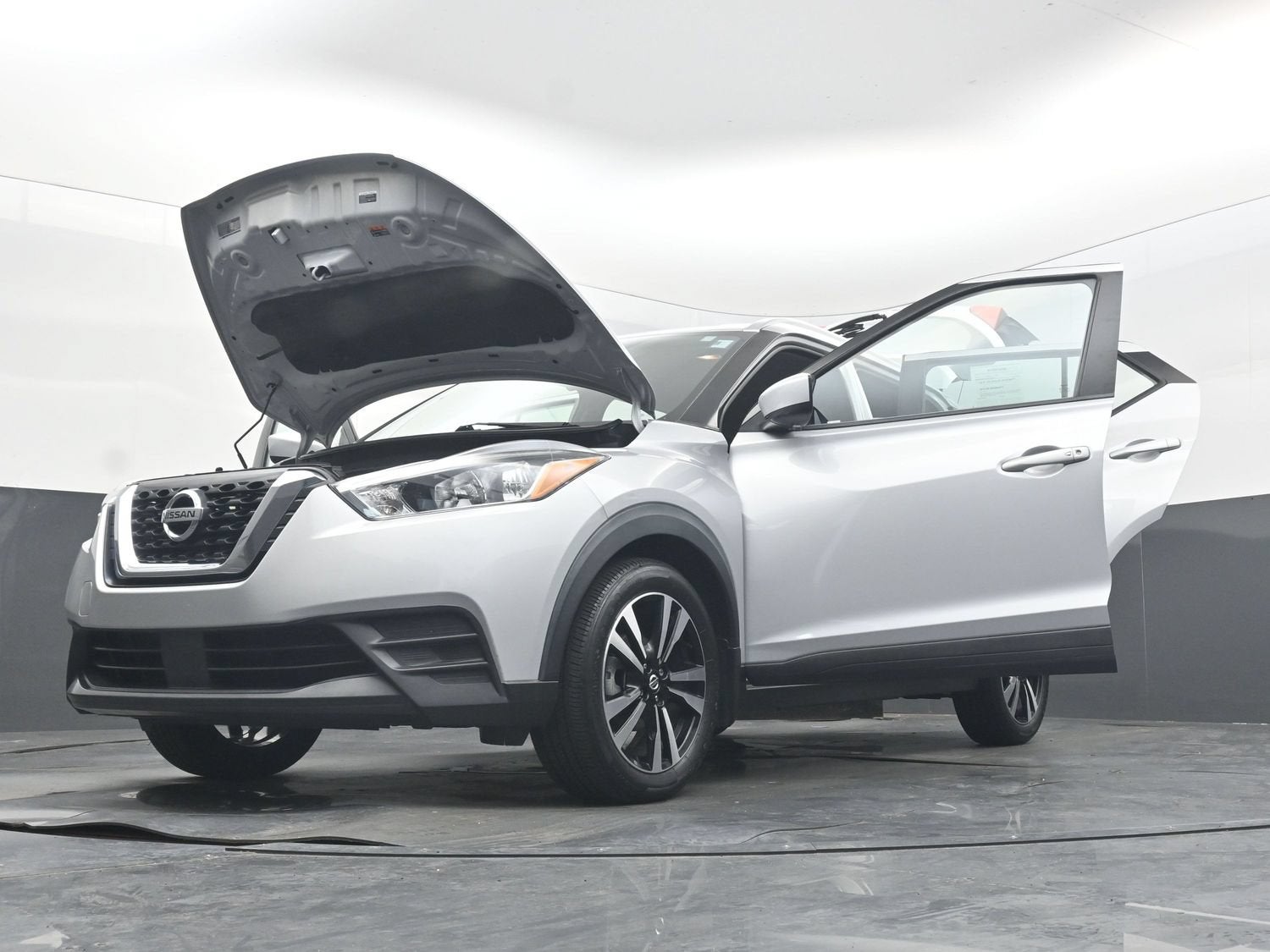 2020 Nissan Kicks SV