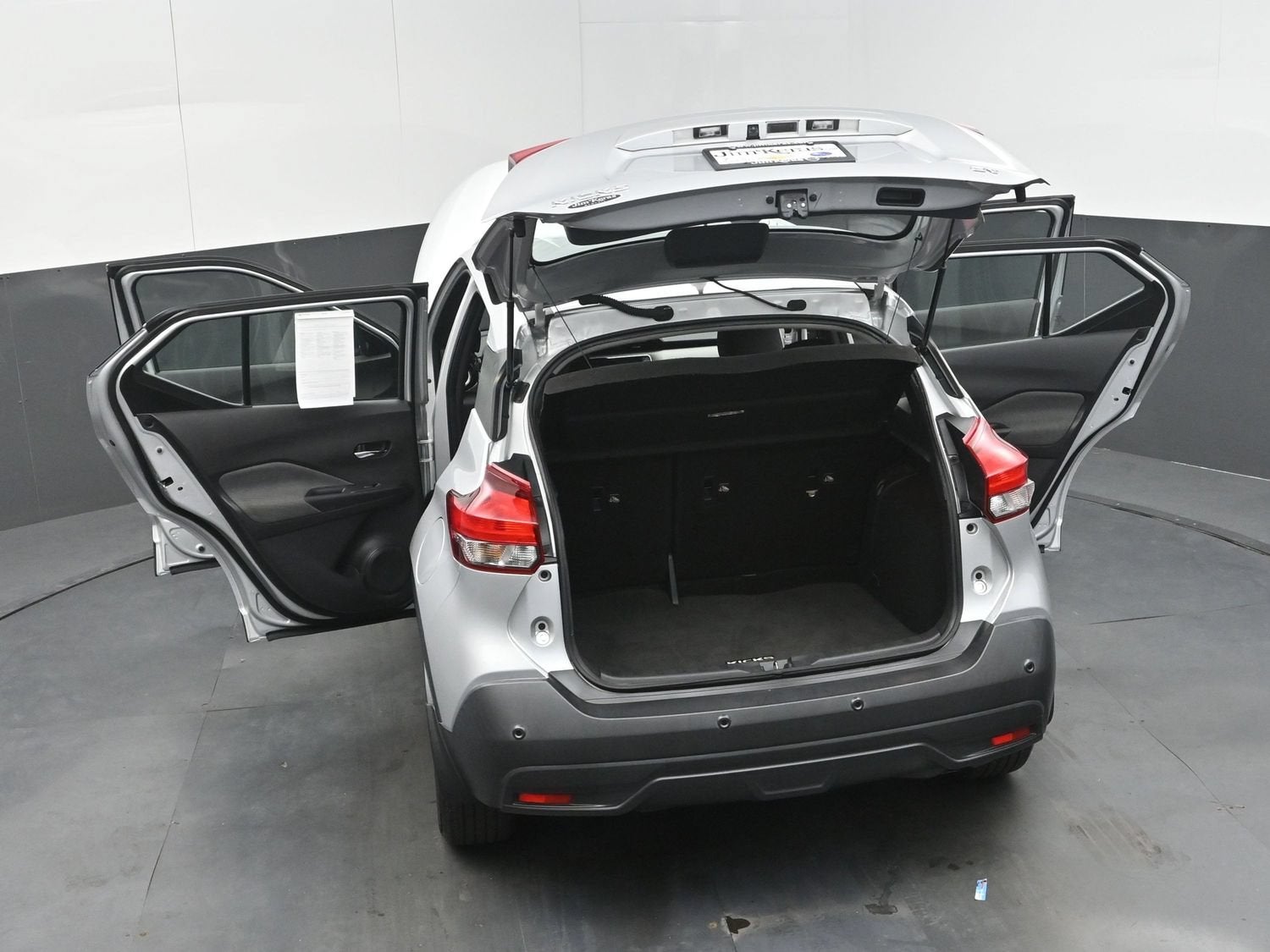 2020 Nissan Kicks SV