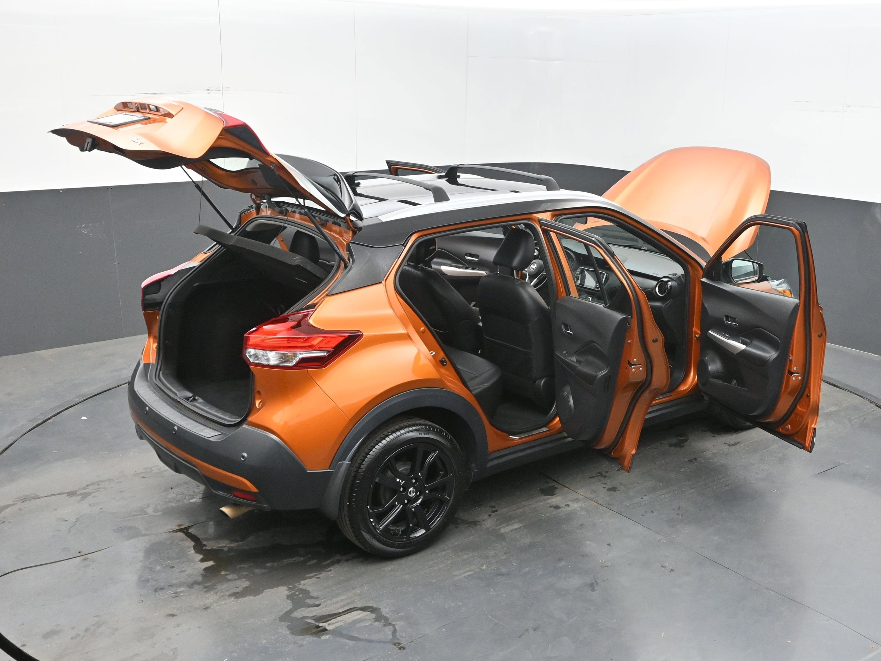 2020 Nissan Kicks SR