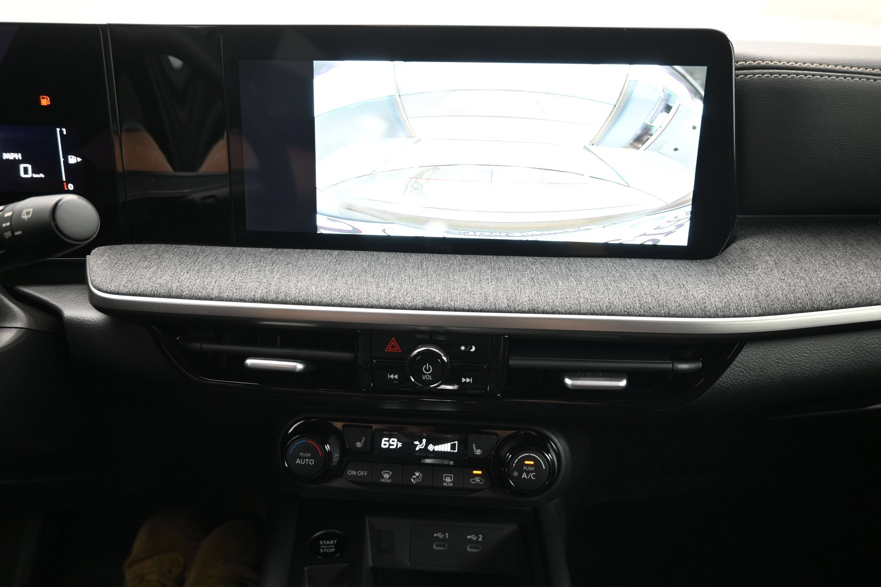 2026 Nissan KICKS SV PREMIUM