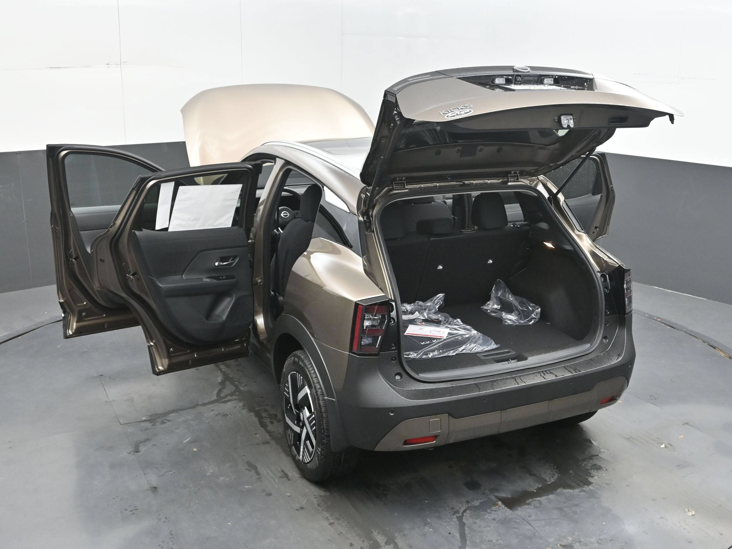 2026 Nissan KICKS SV PREMIUM