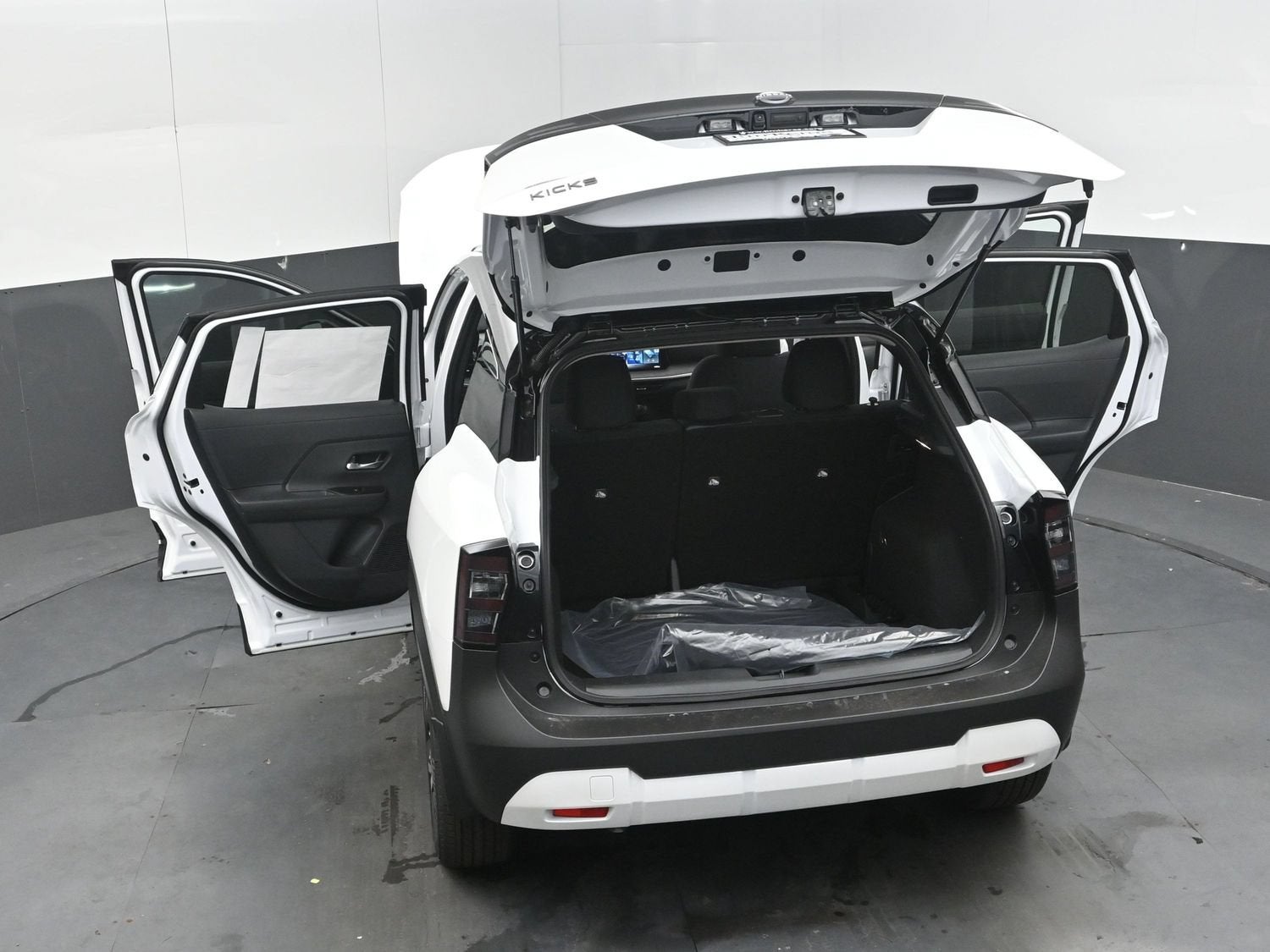 2027 Nissan KICKS SV