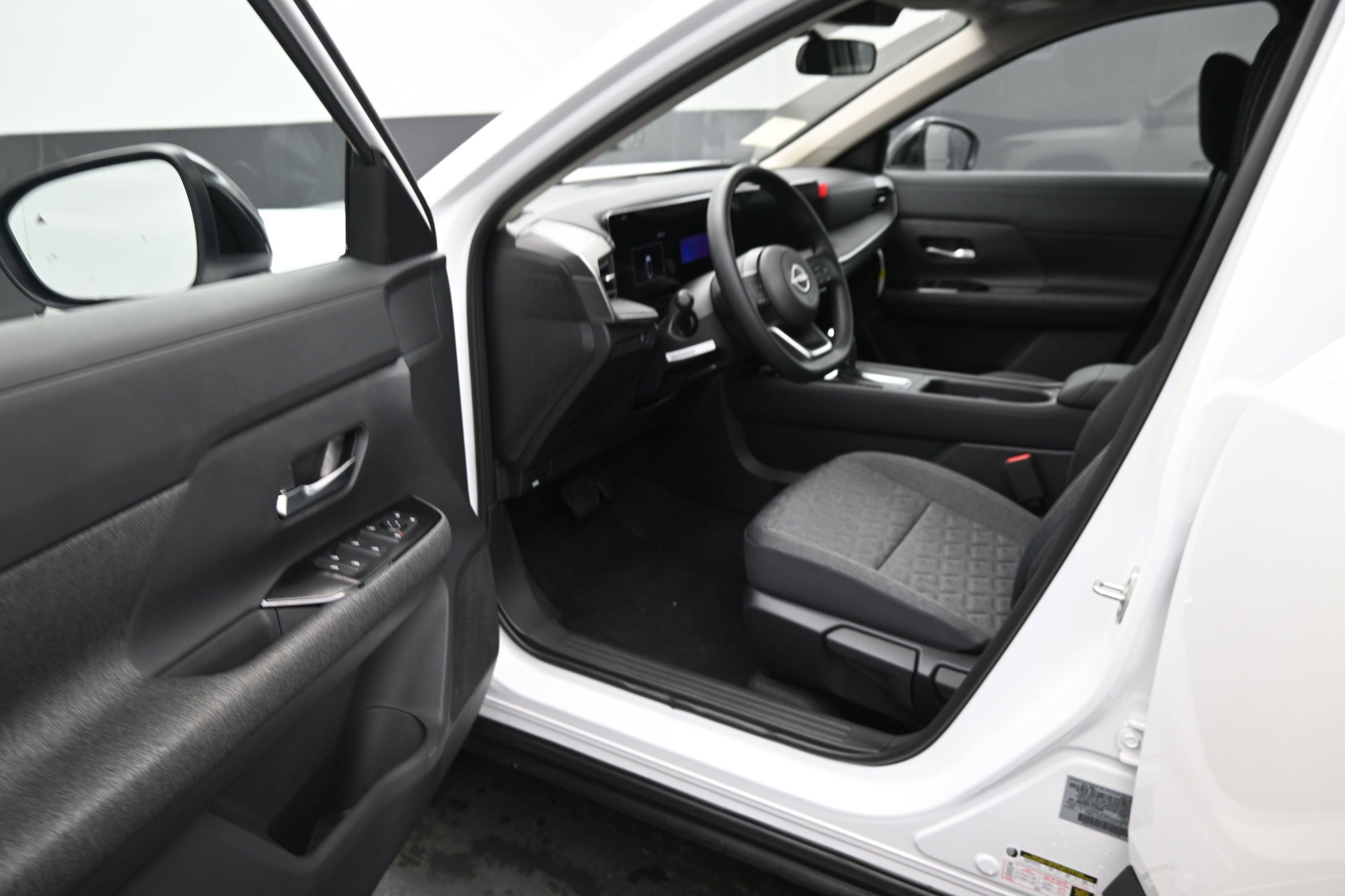 2026 Nissan KICKS SV PREMIUM