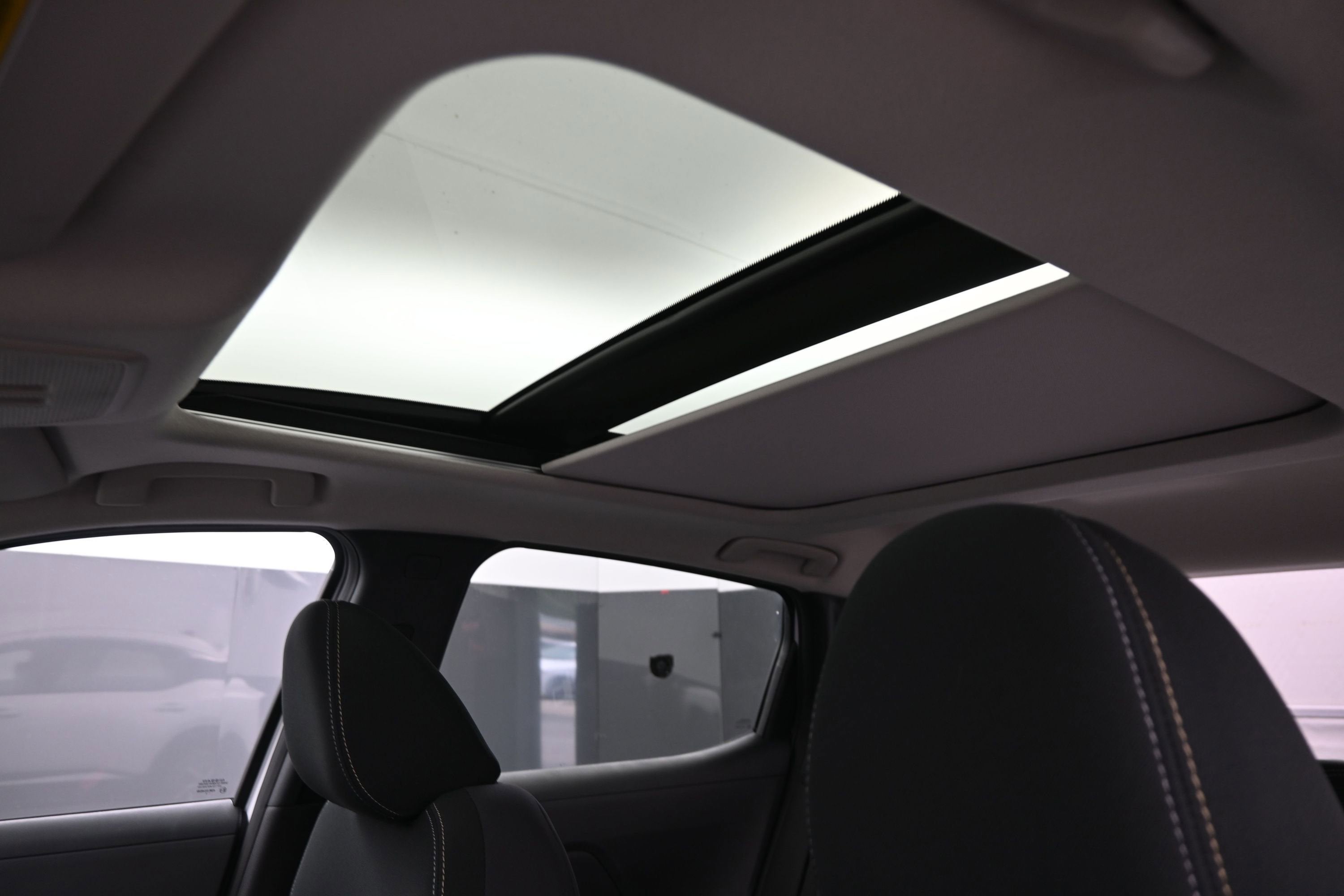 2026 Nissan KICKS SV PREMIUM