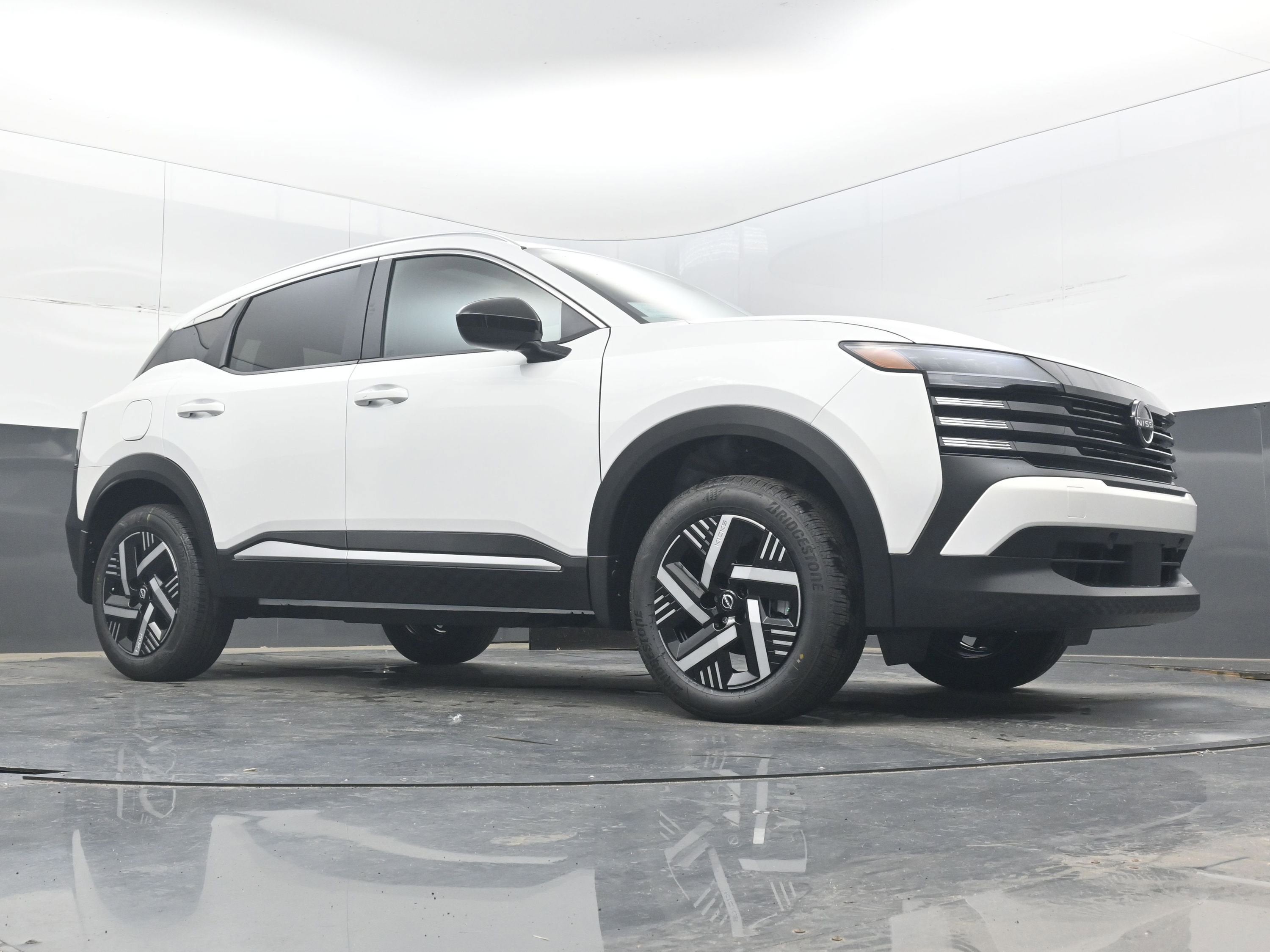 2026 Nissan KICKS SV PREMIUM