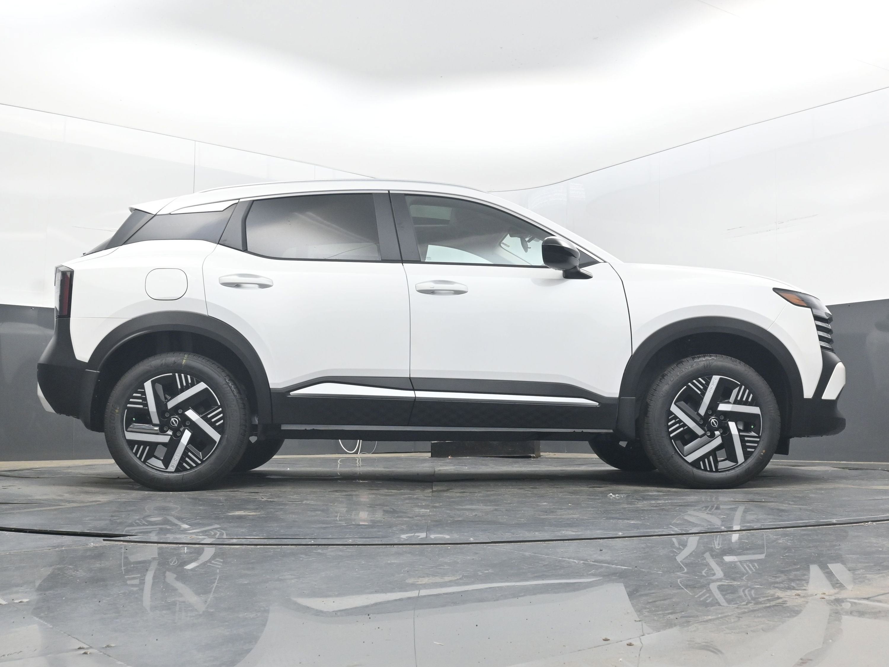 2026 Nissan KICKS SV PREMIUM