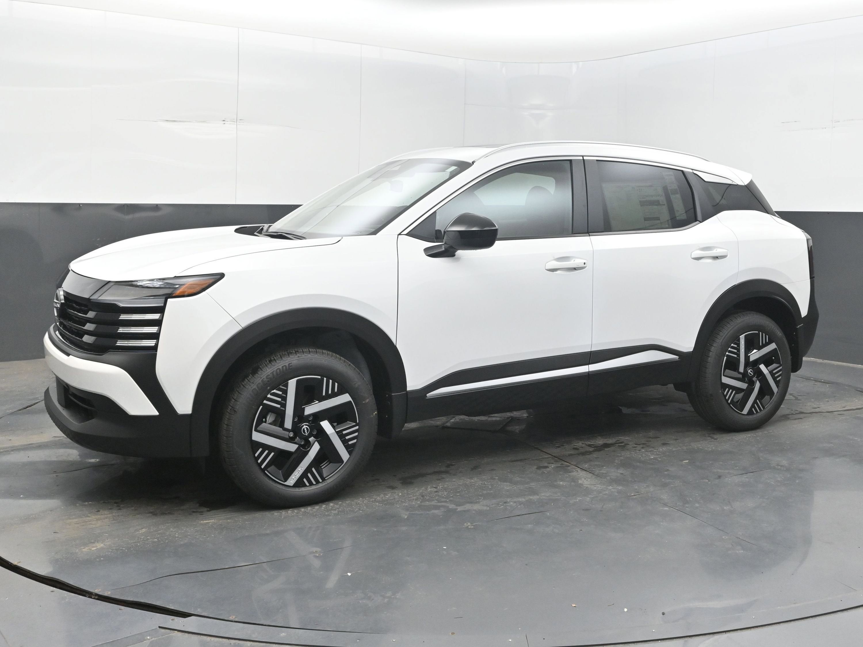 2026 Nissan KICKS SV PREMIUM