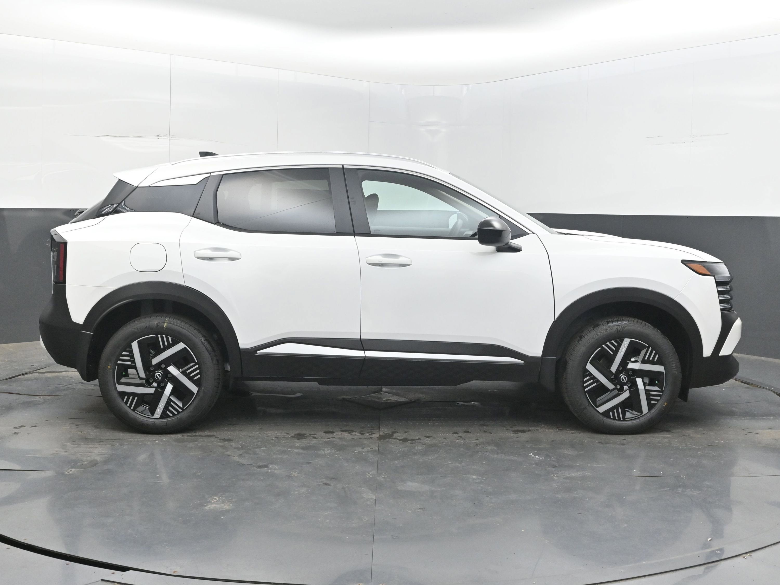 2026 Nissan KICKS SV PREMIUM