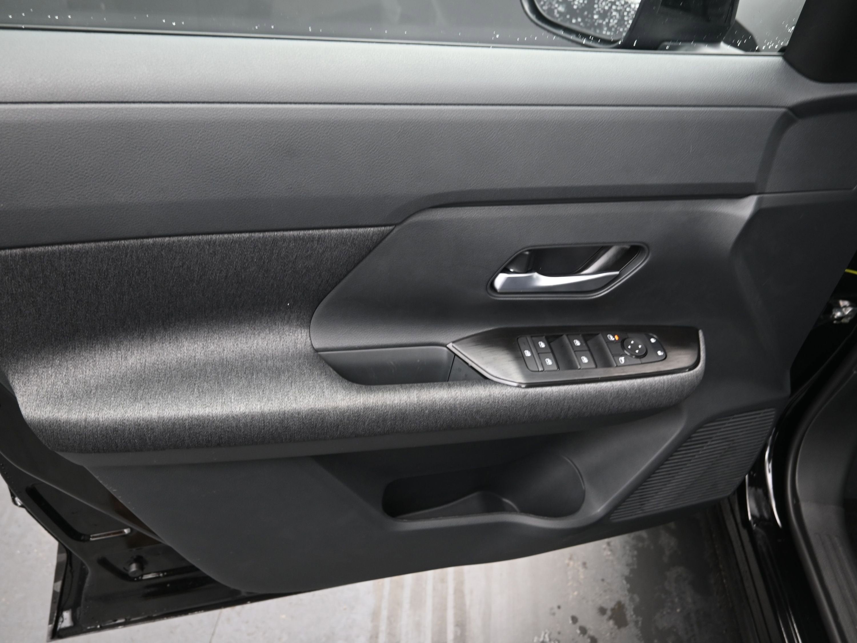 2026 Nissan KICKS SV PREMIUM