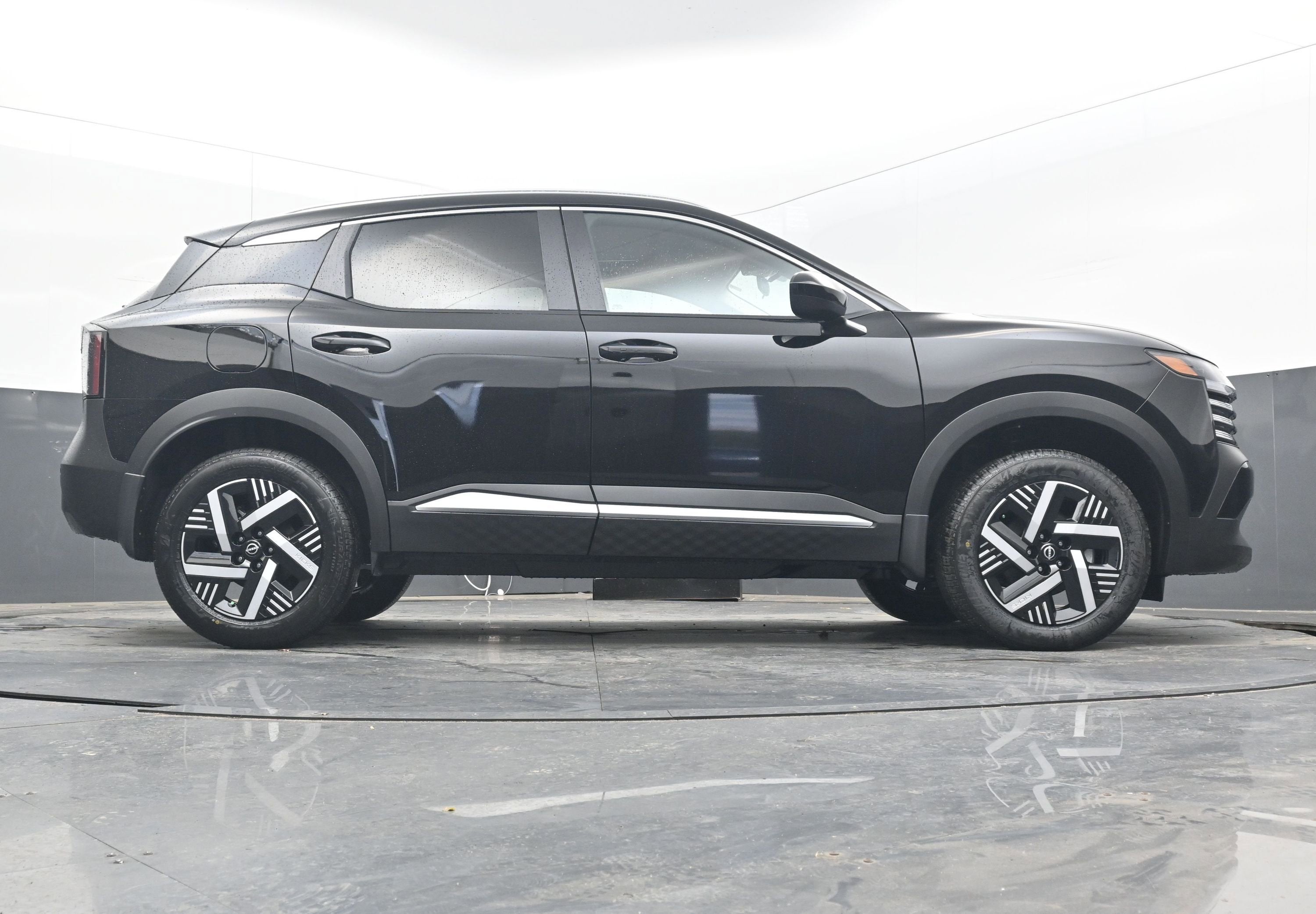 2026 Nissan KICKS SV PREMIUM