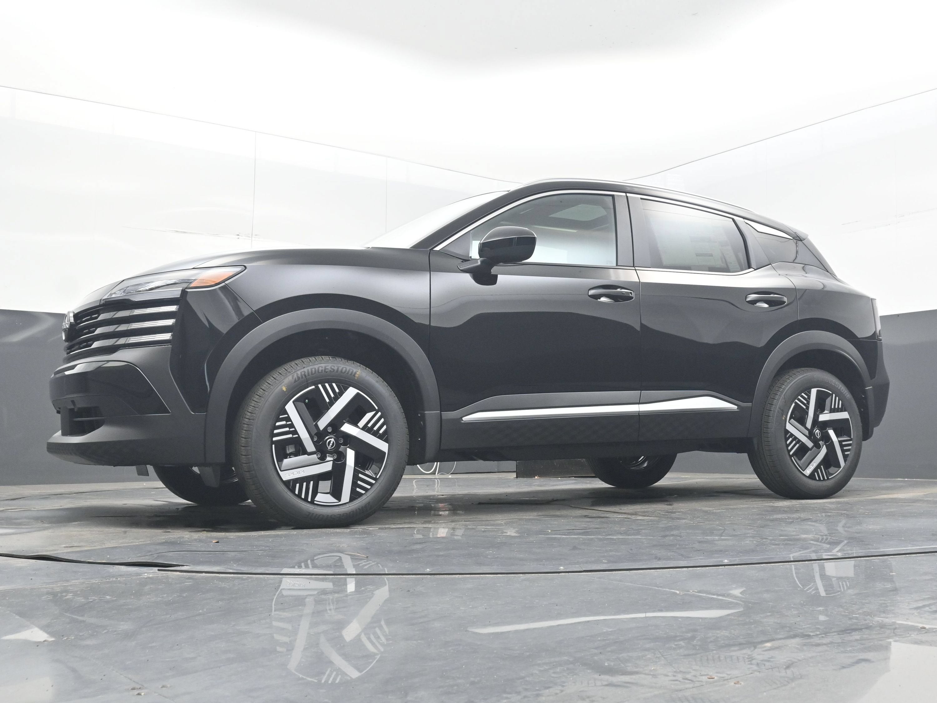 2026 Nissan KICKS SV PREMIUM