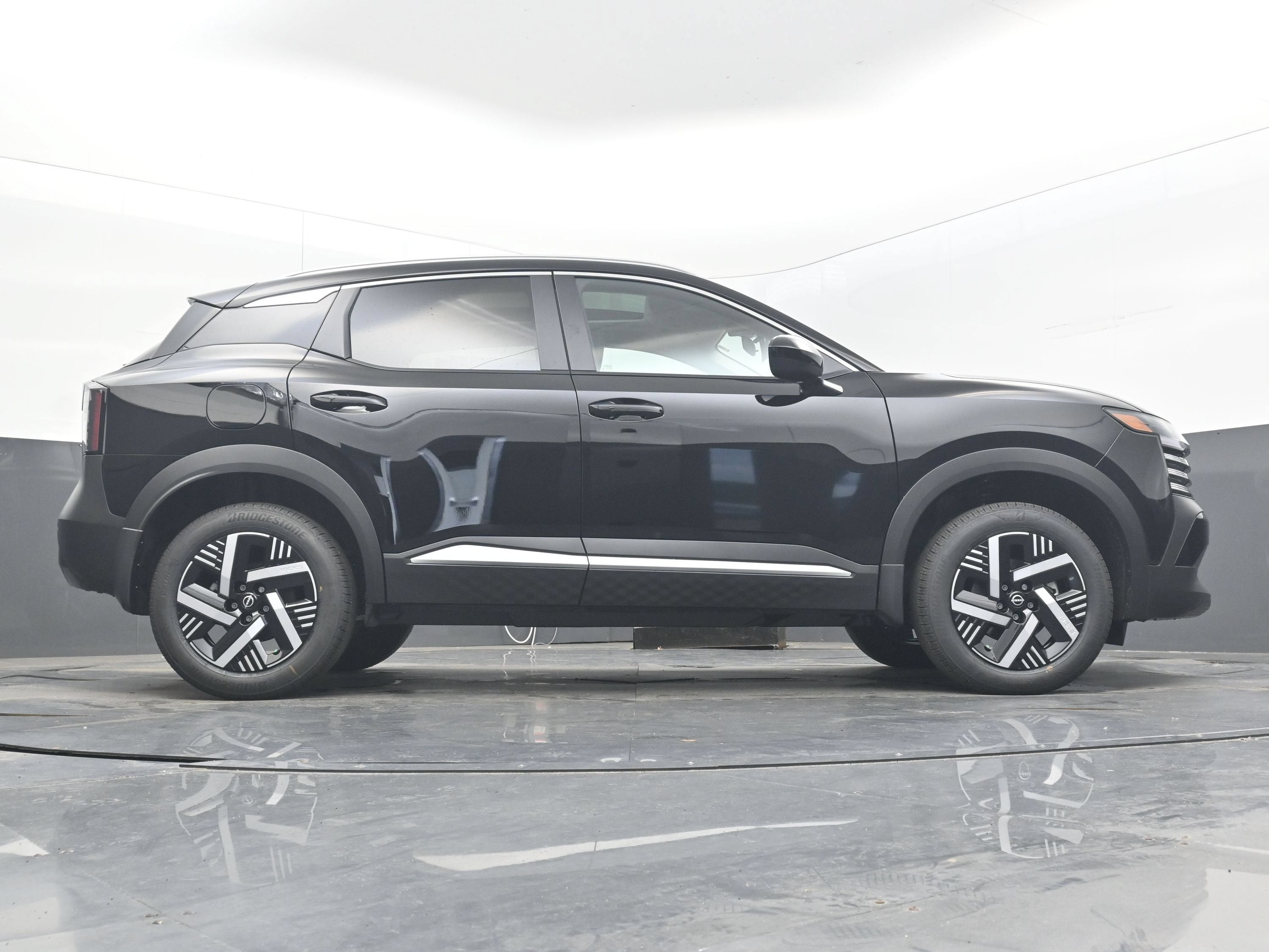 2026 Nissan KICKS SV PREMIUM