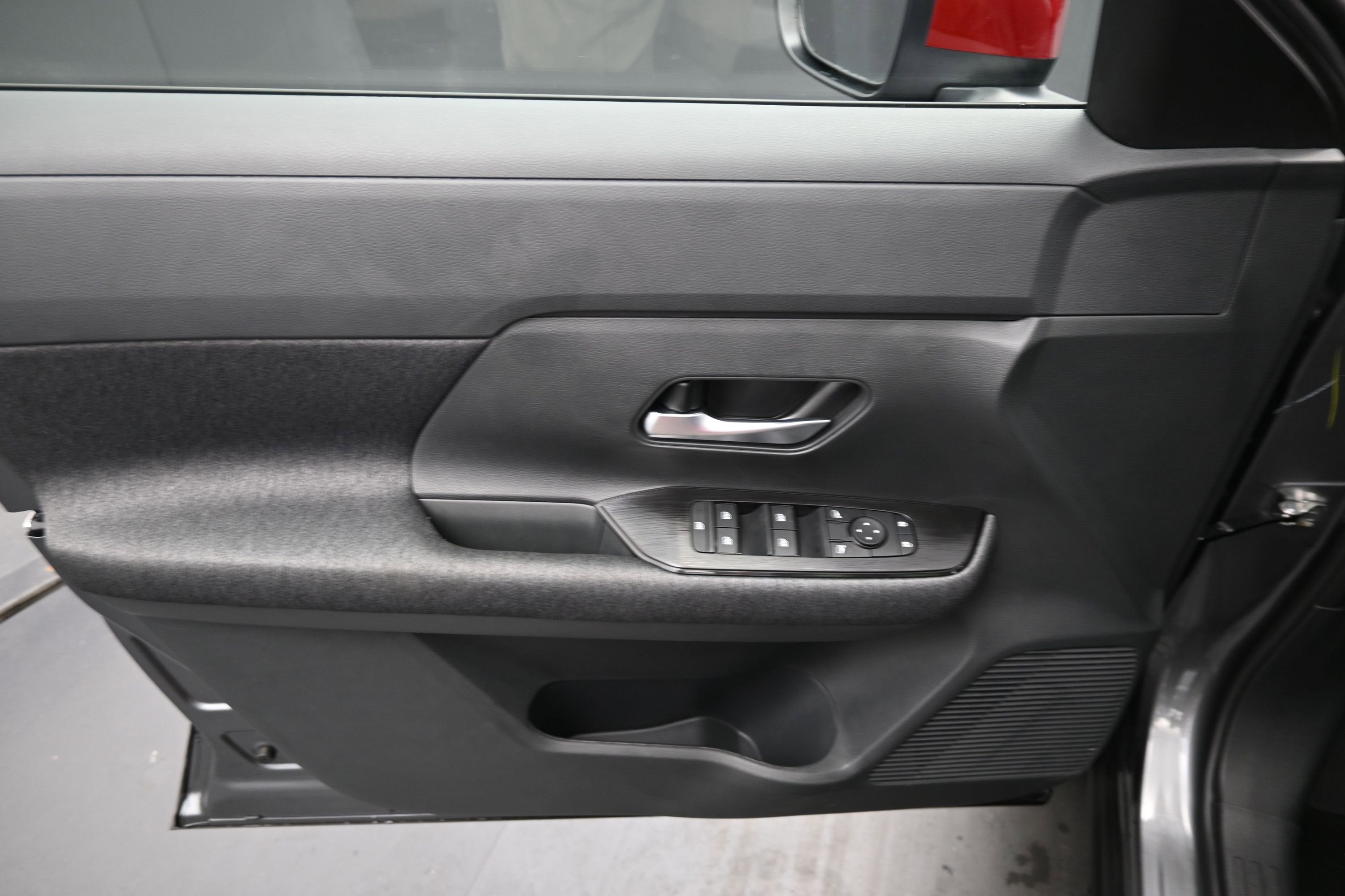 2026 Nissan KICKS SV PREMIUM