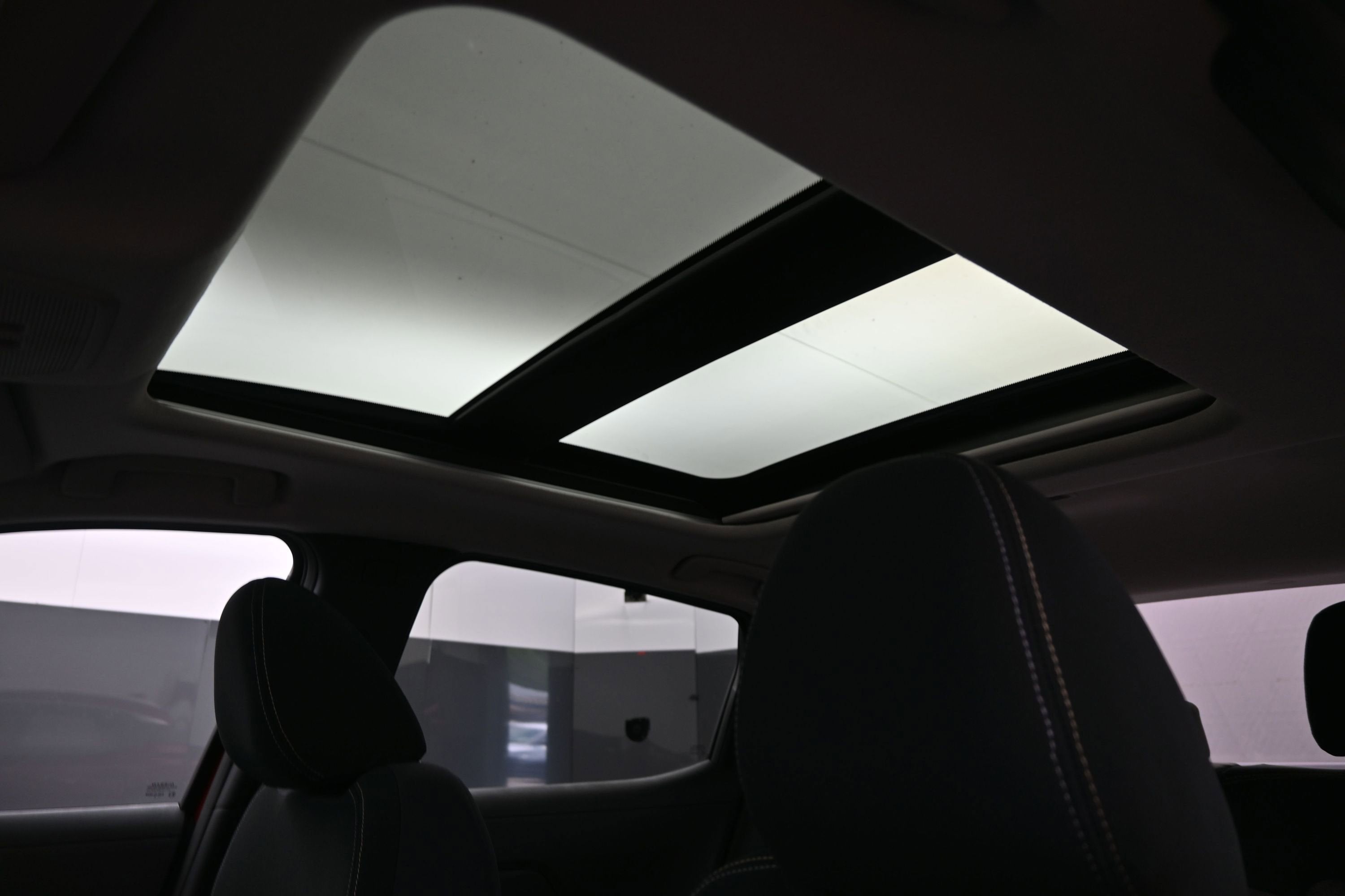 2026 Nissan KICKS SV PREMIUM