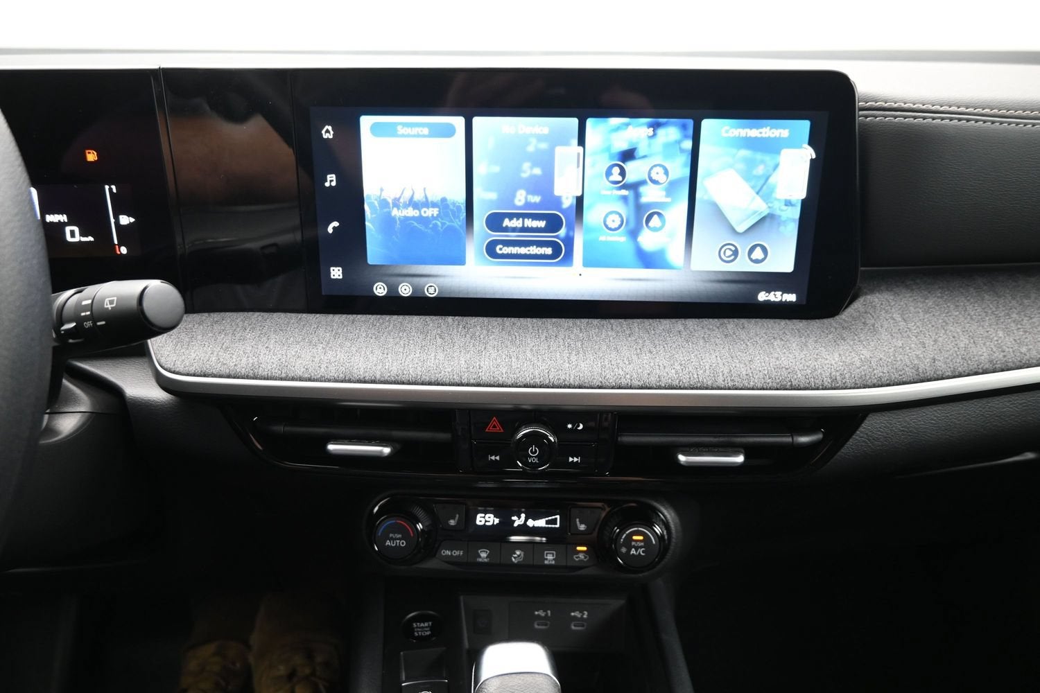 2026 Nissan KICKS SV PREMIUM