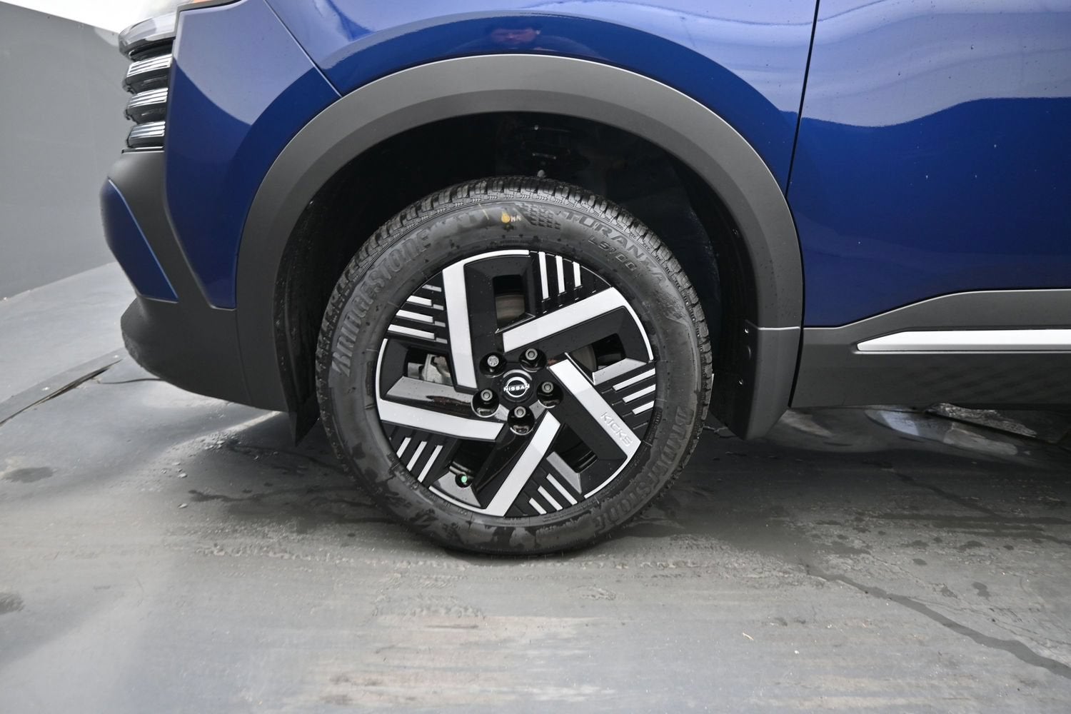 2026 Nissan KICKS SV PREMIUM