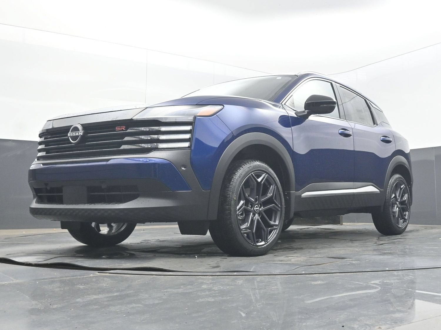 2027 Nissan KICKS SR