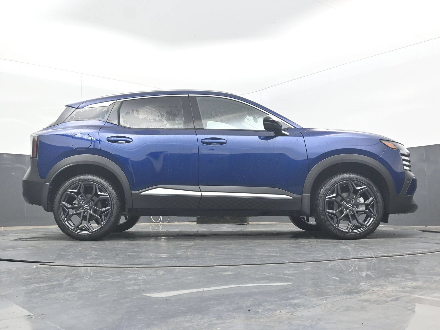 2027 Nissan KICKS SR