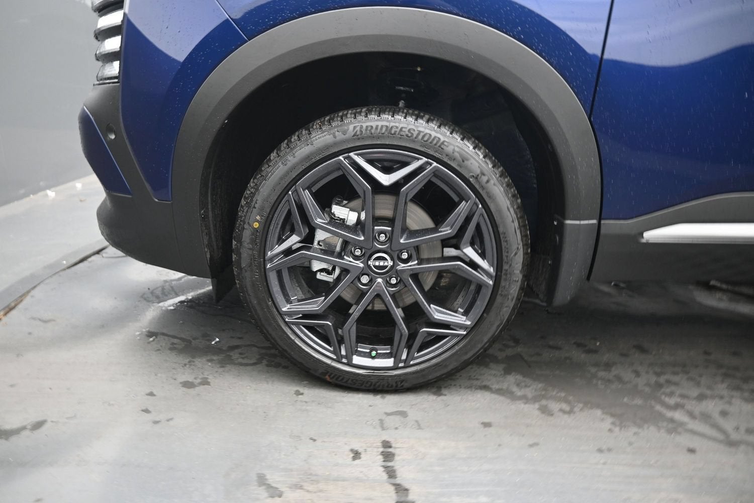 2027 Nissan KICKS SR