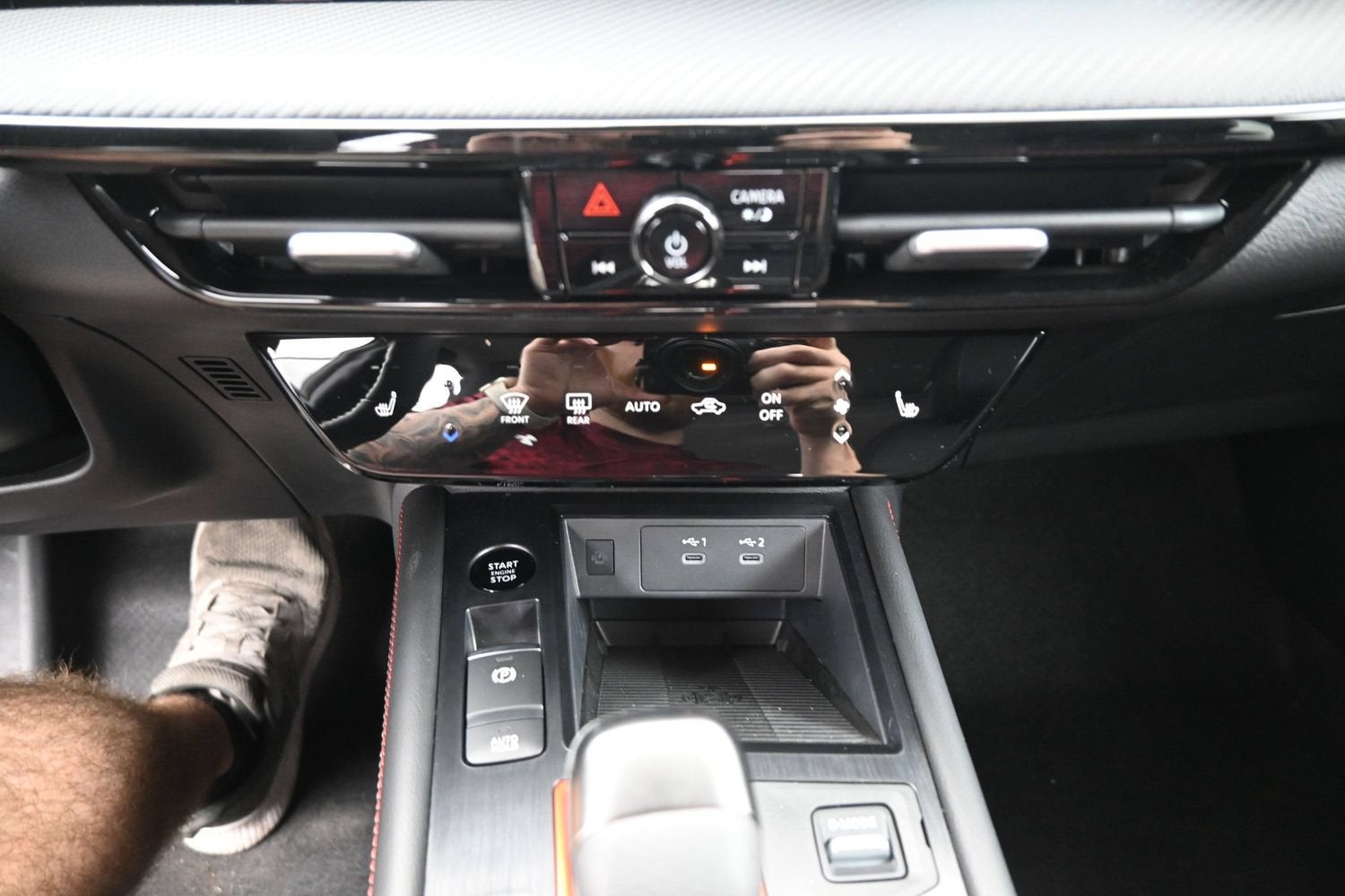 2027 Nissan KICKS SR