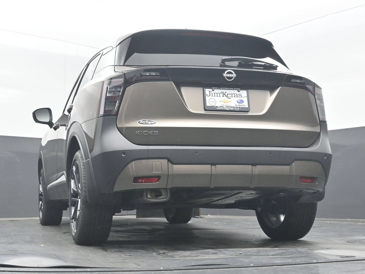 2027 Nissan KICKS SR