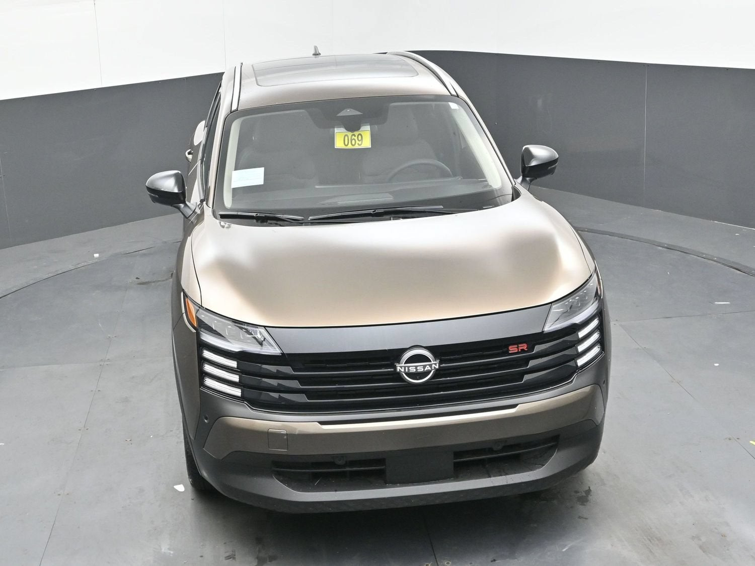 2027 Nissan KICKS SR