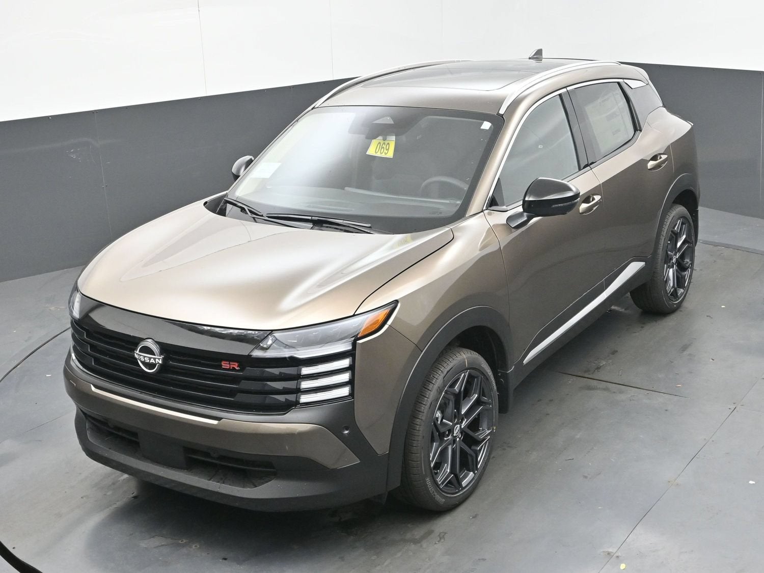 2027 Nissan KICKS SR