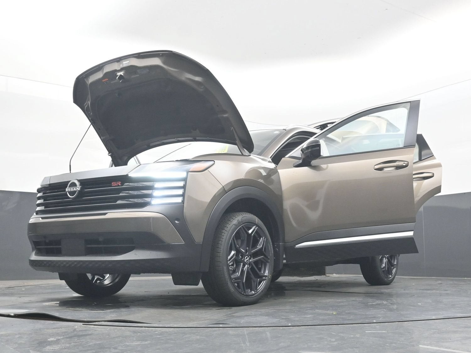 2027 Nissan KICKS SR