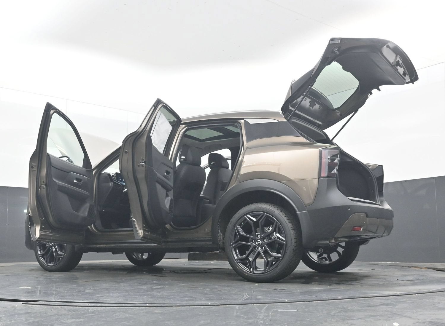 2027 Nissan KICKS SR