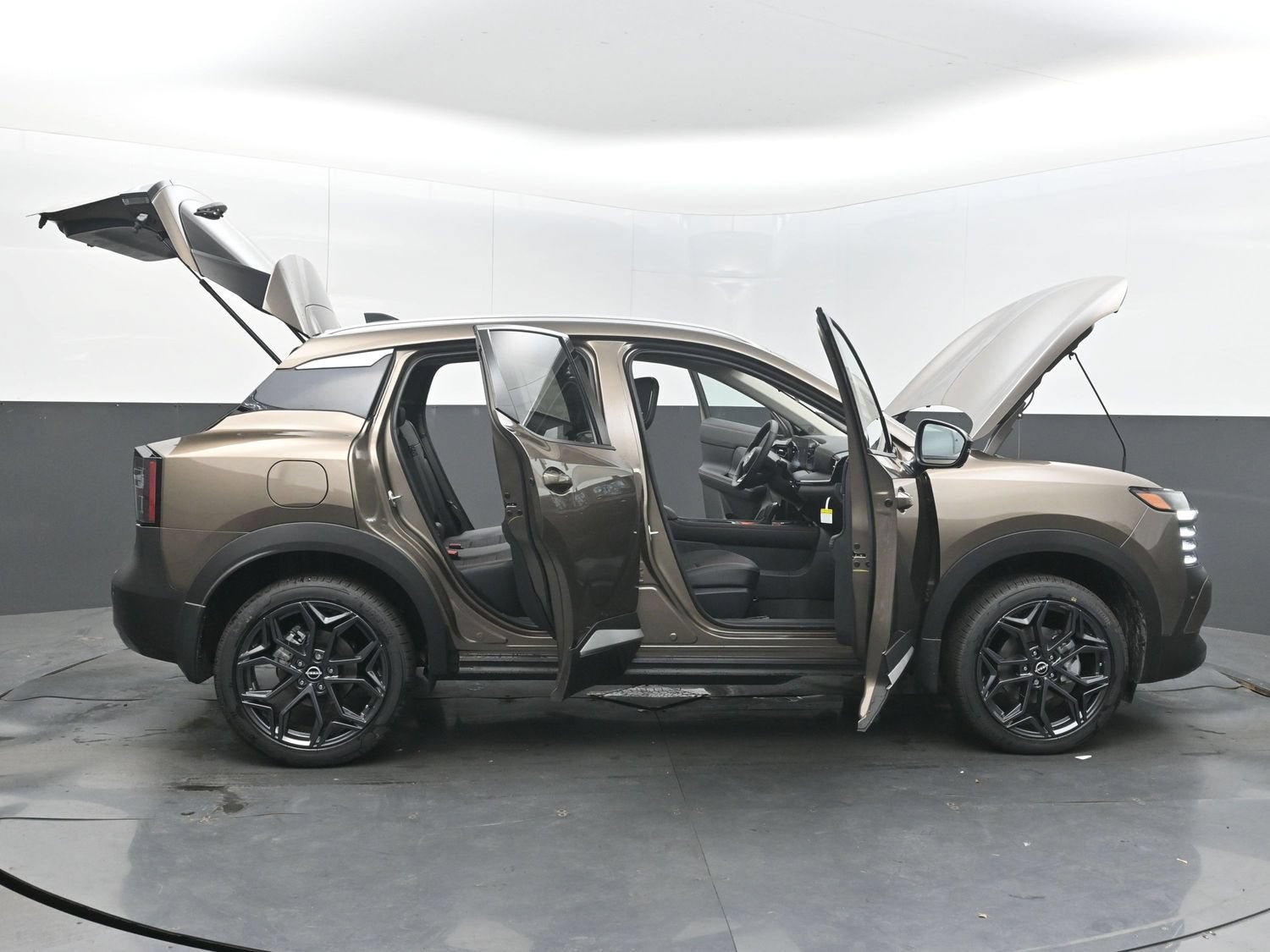 2027 Nissan KICKS SR
