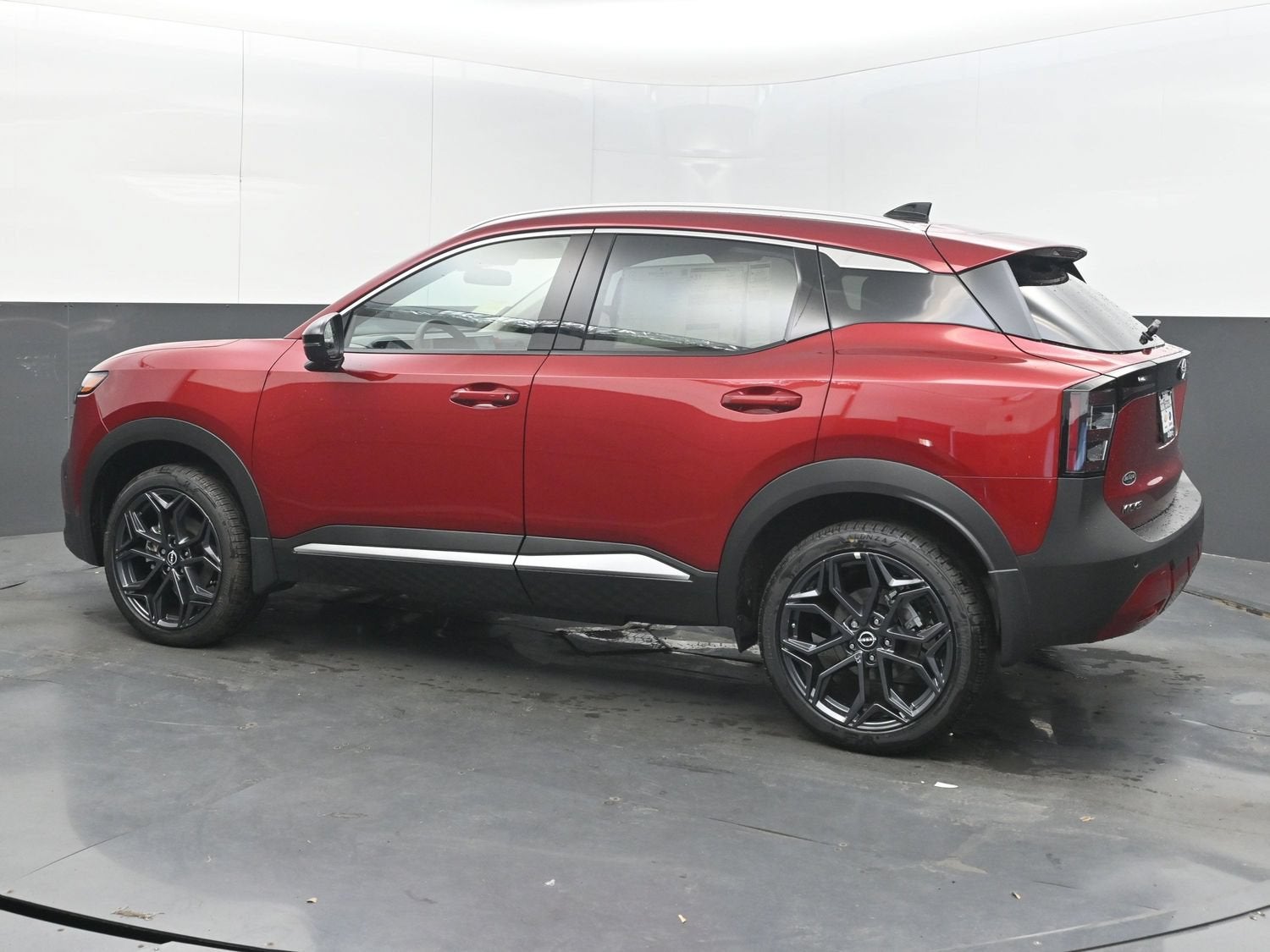2027 Nissan KICKS SR