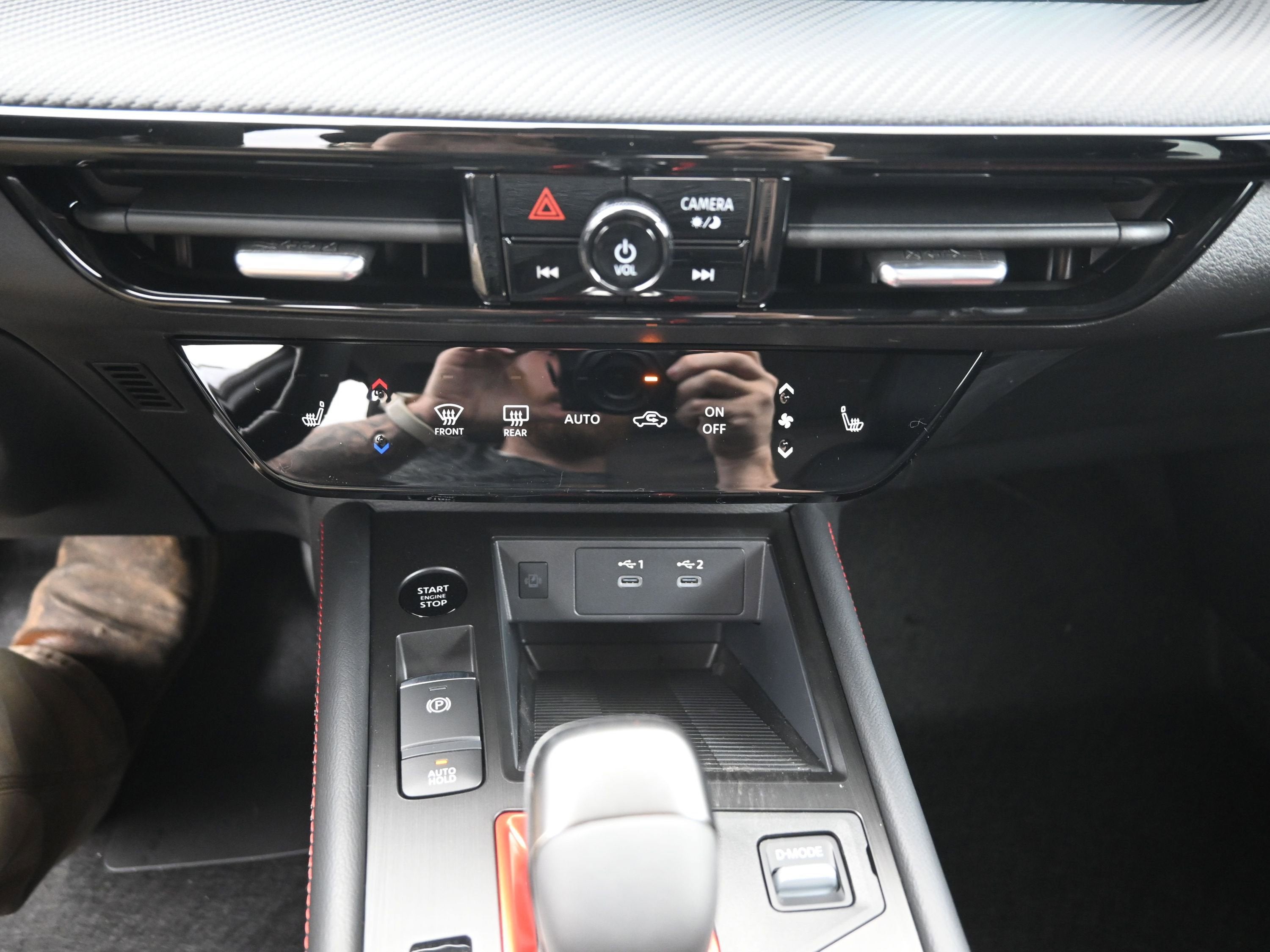 2026 Nissan KICKS SR PREMIUM