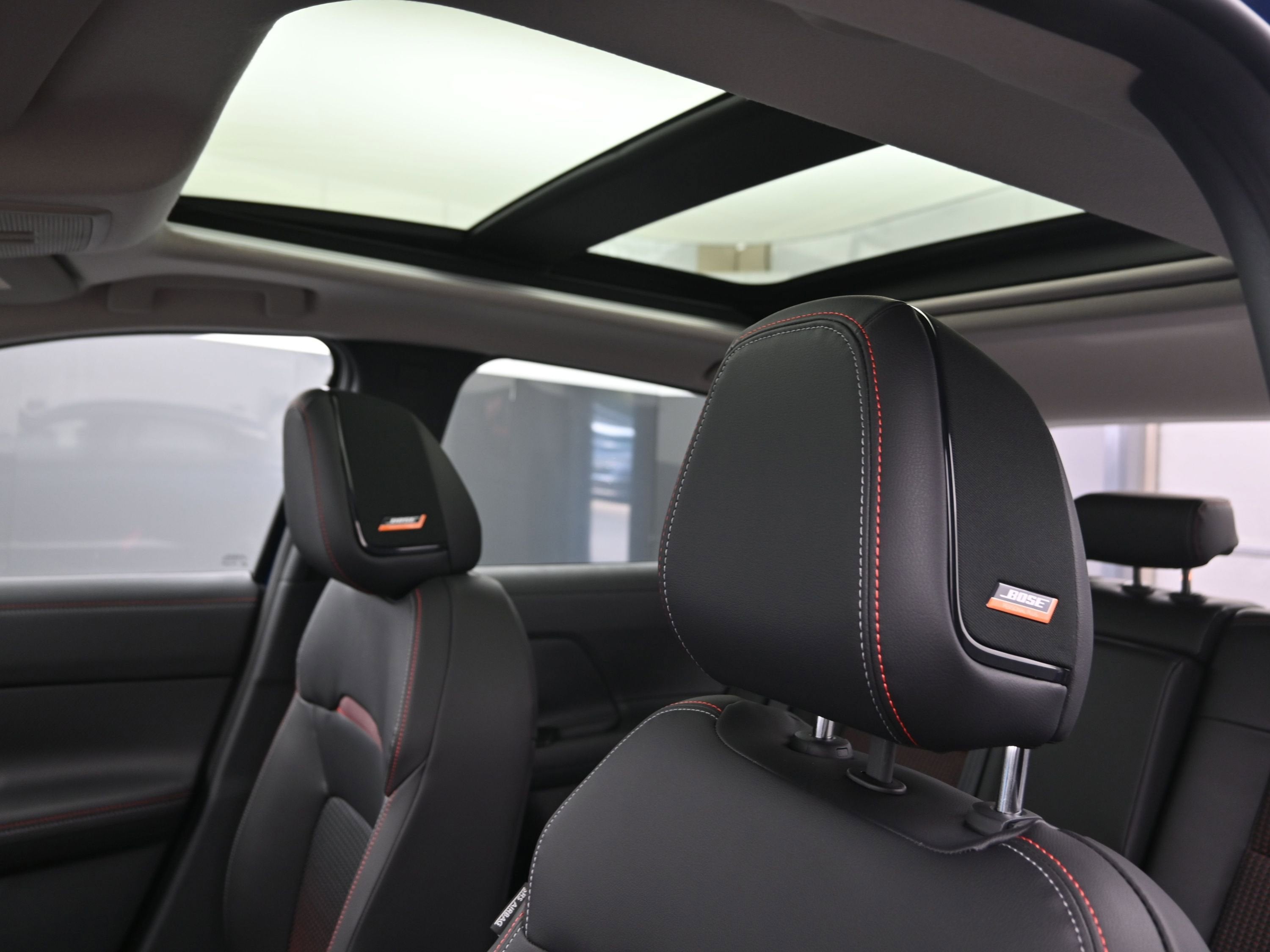 2026 Nissan KICKS SR PREMIUM