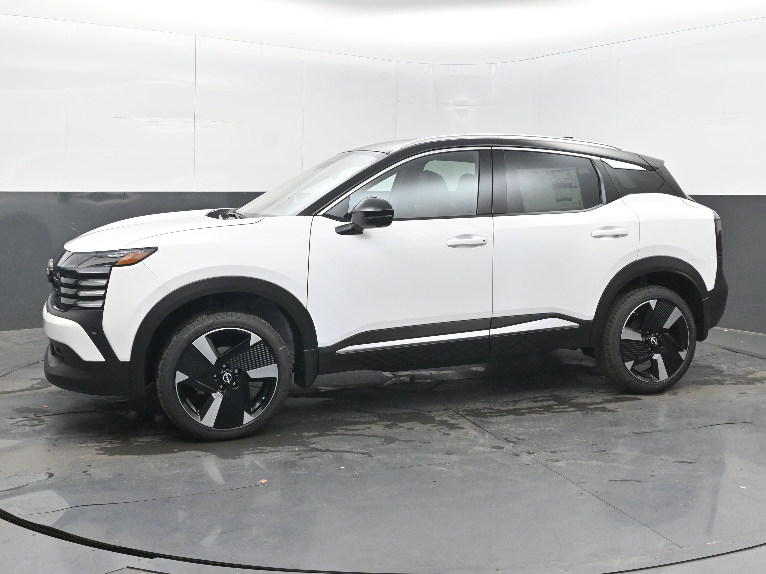 2026 Nissan KICKS SR PREMIUM