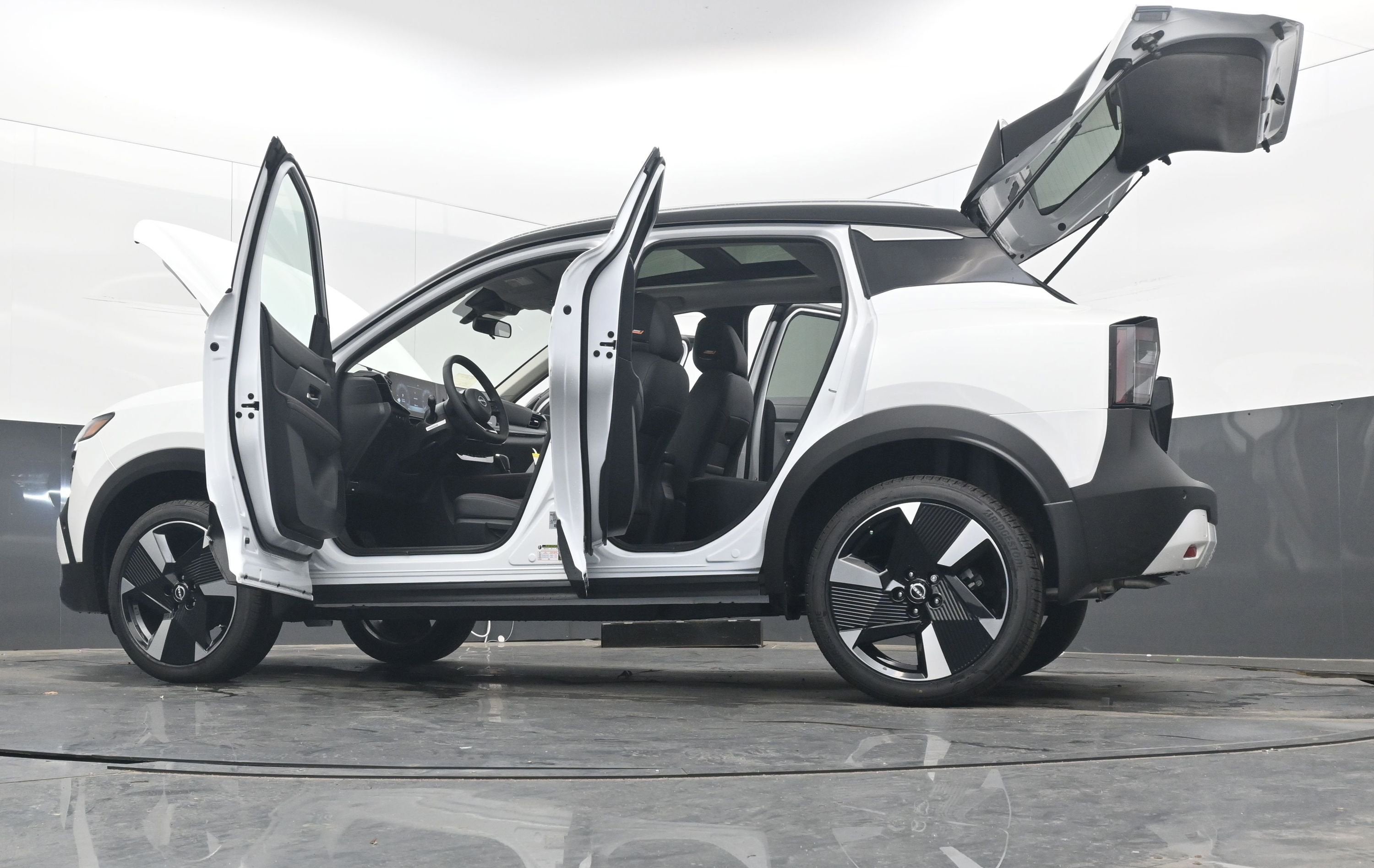 2026 Nissan KICKS SR PREMIUM