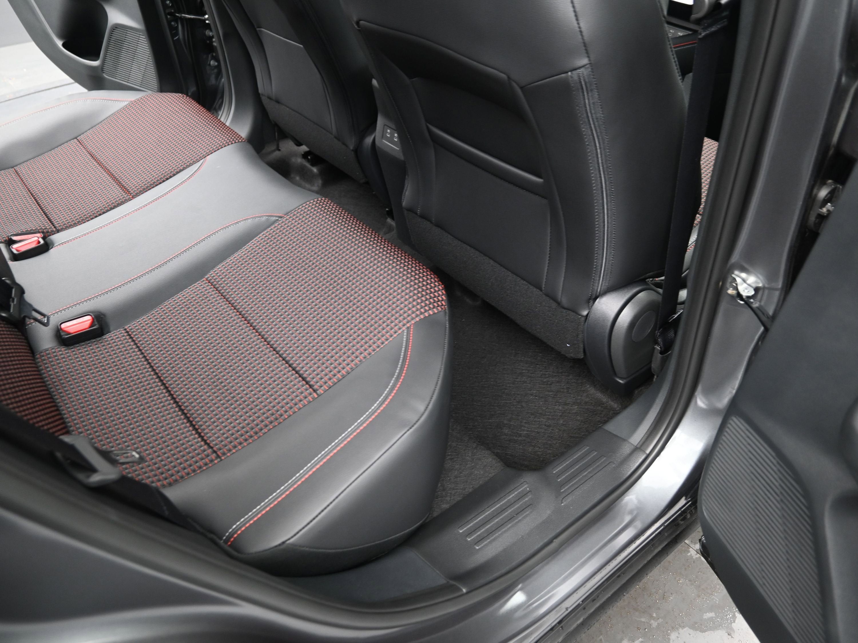 2026 Nissan KICKS SR PREMIUM